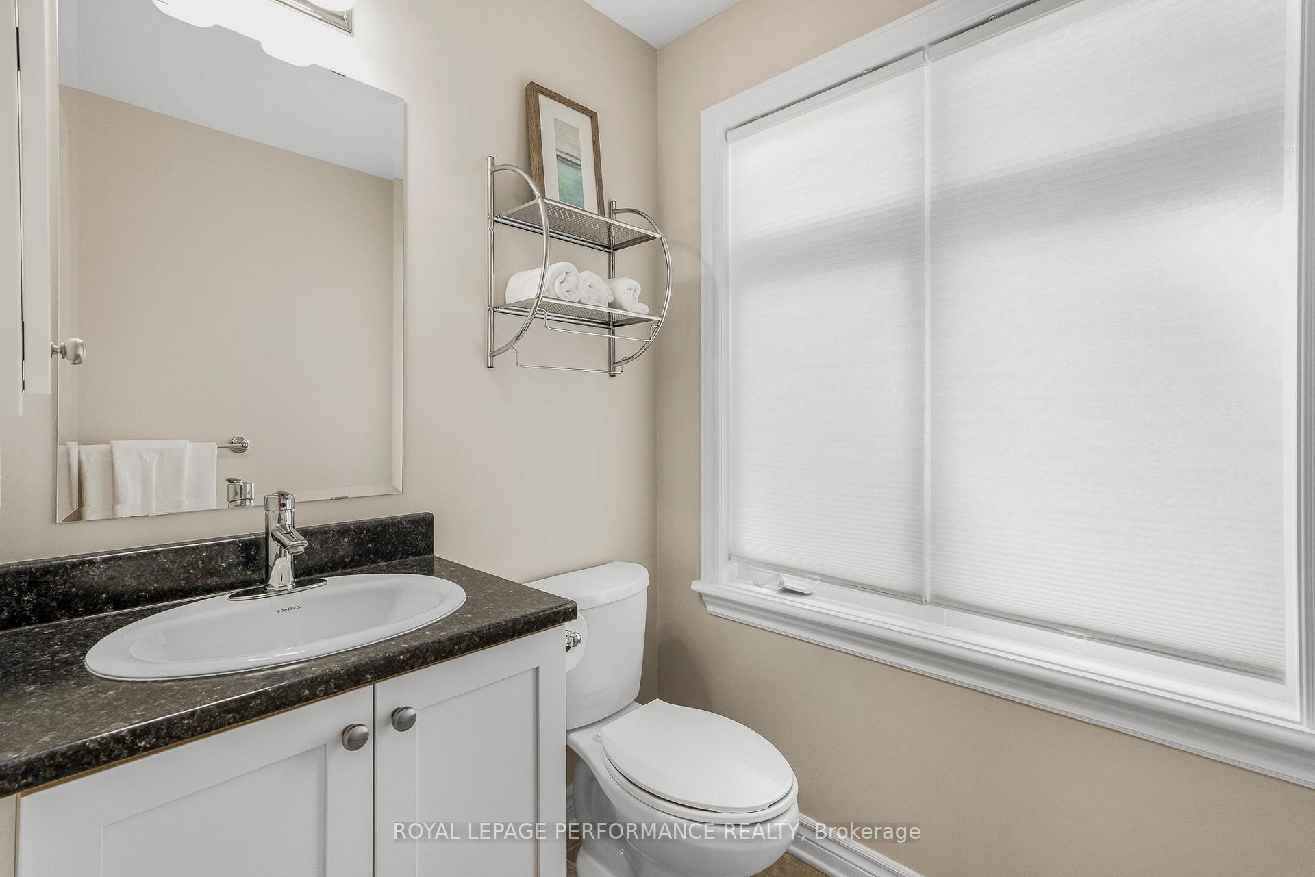 Photo 22 of 328 Ballinville Circle, Ottawa, Riverside South/Gloucester Glen — HOMEH