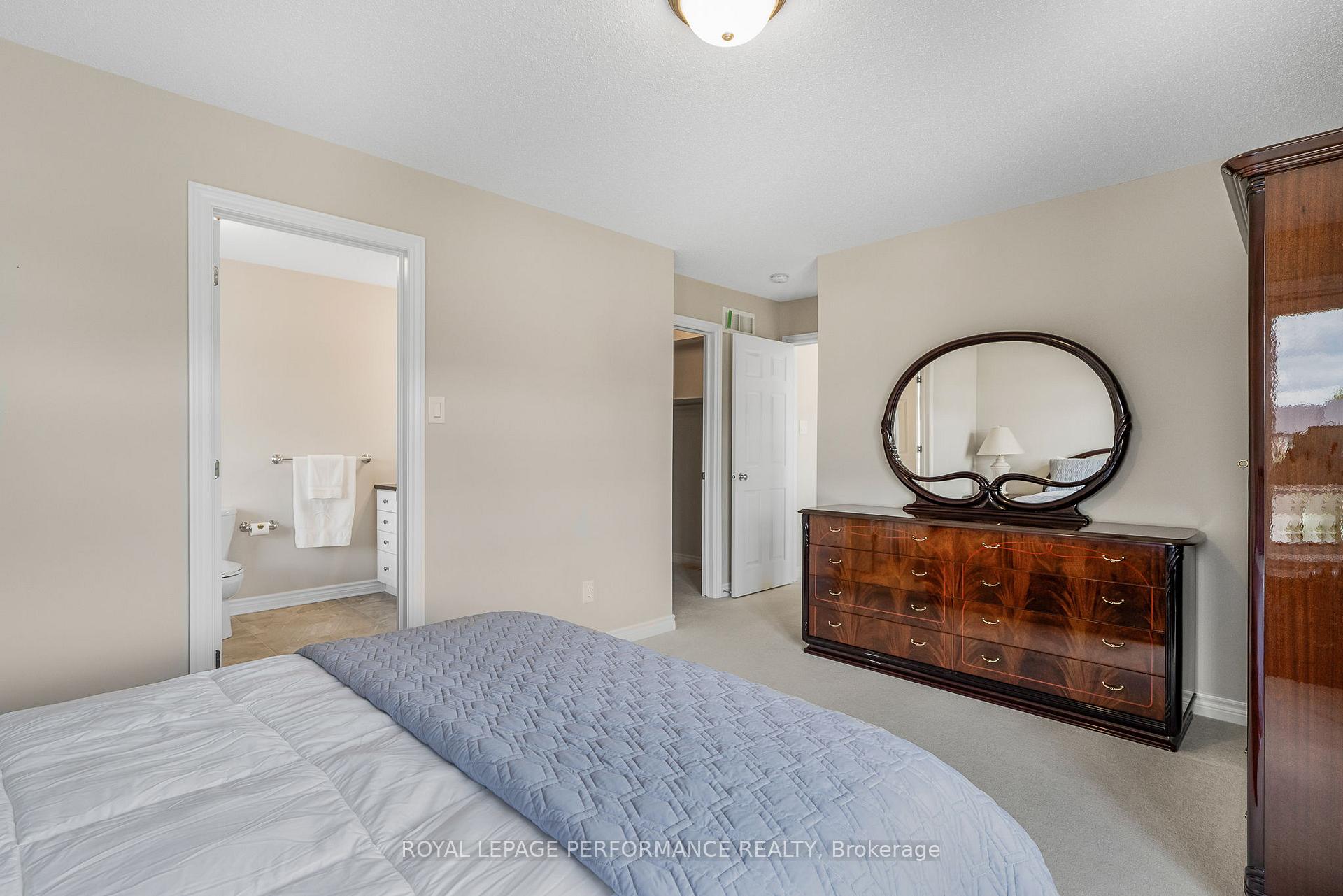 Photo 25 of 328 Ballinville Circle, Ottawa, Riverside South/Gloucester Glen — HOMEH