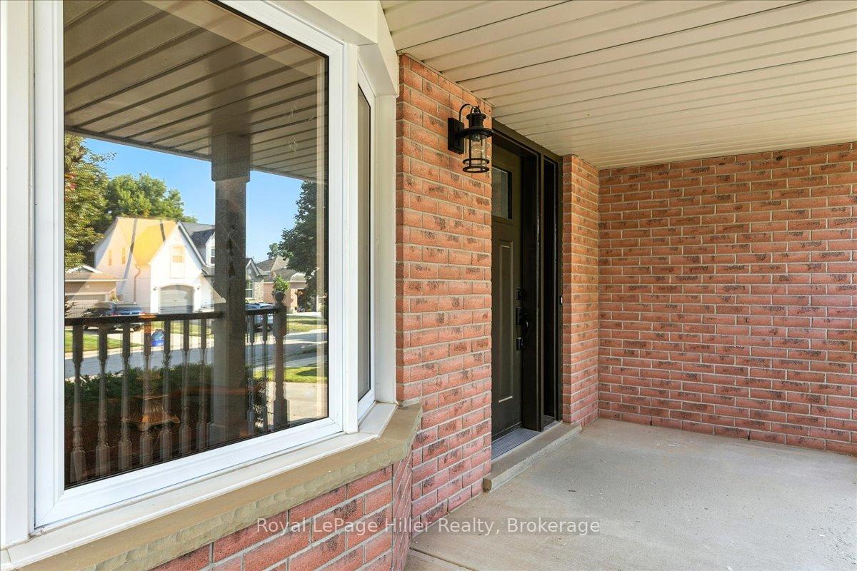 Photo 2 of 240 Dartmoor Crescent, Waterloo — HOMEH