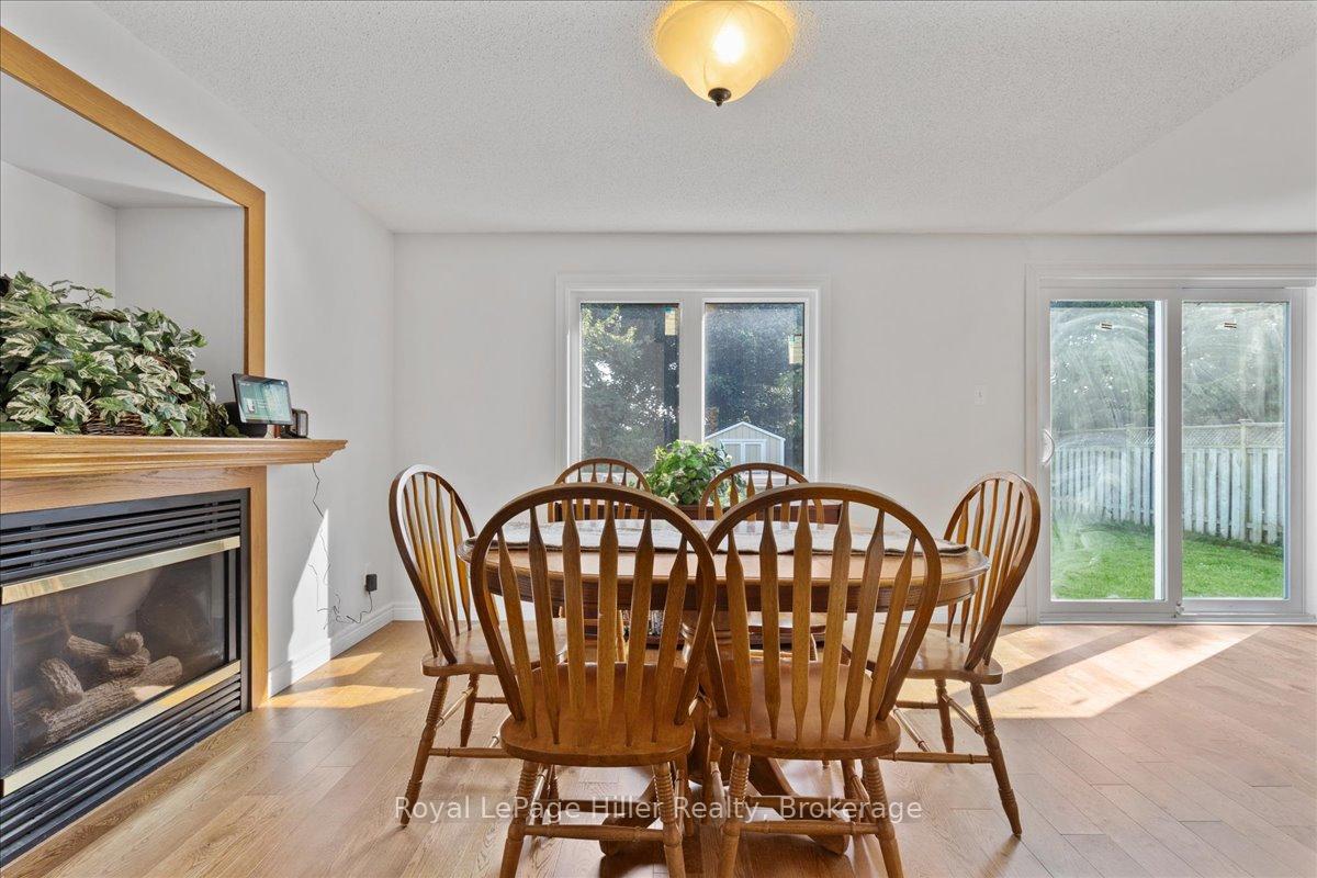 Photo 9 of 240 Dartmoor Crescent, Waterloo — HOMEH