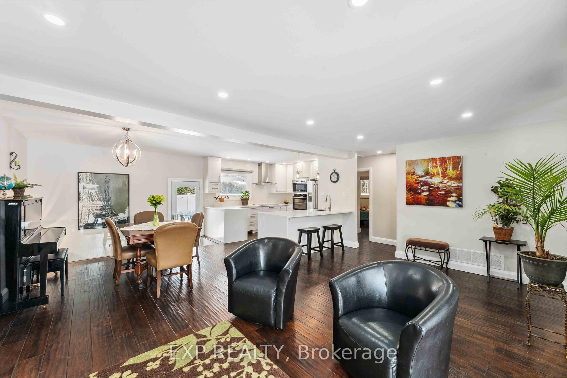 Photo 12 of 29 Laurentide Road, Ottawa, Arbeatha Park — HOMEH