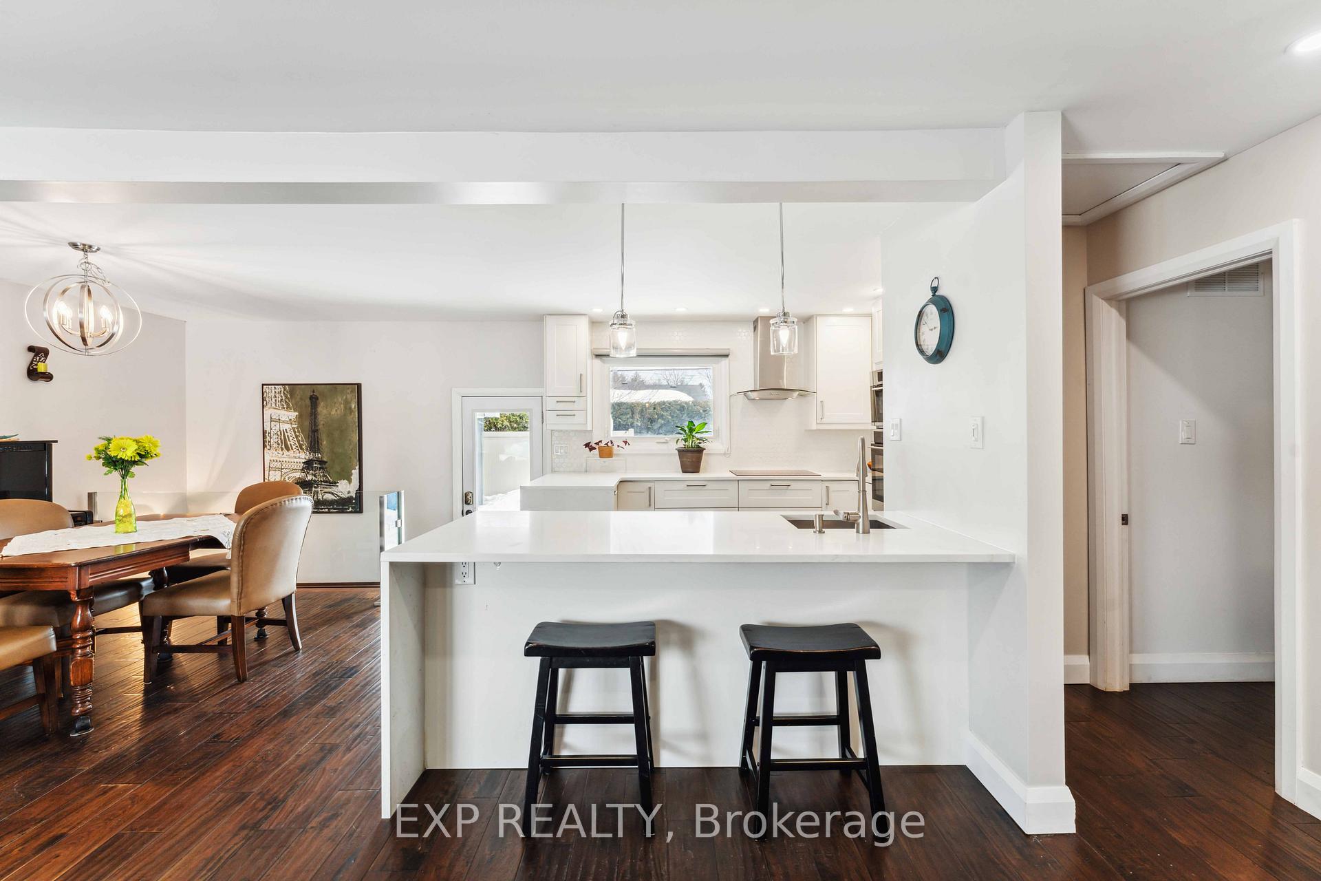 Photo 8 of 29 Laurentide Road, Ottawa, Arbeatha Park — HOMEH