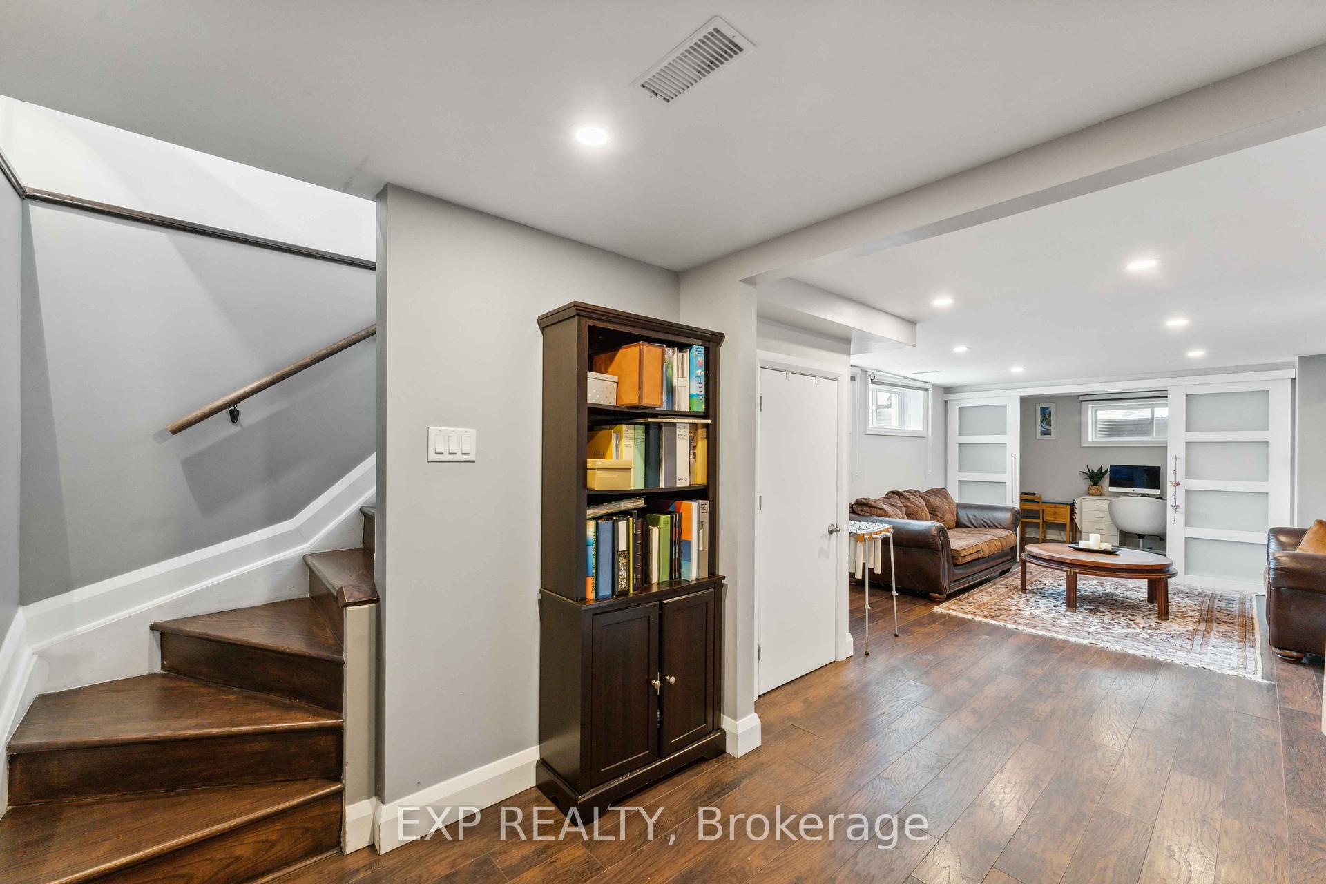 Photo 23 of 29 Laurentide Road, Ottawa, Arbeatha Park — HOMEH