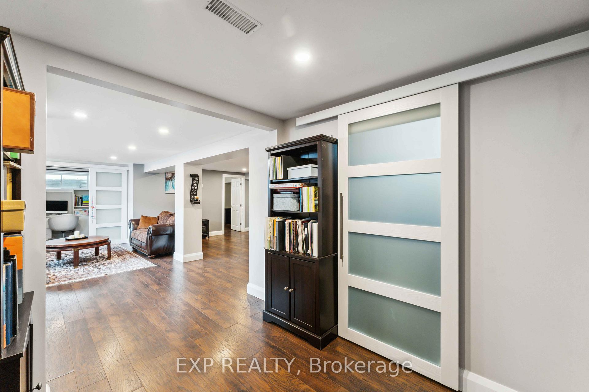 Photo 24 of 29 Laurentide Road, Ottawa, Arbeatha Park — HOMEH