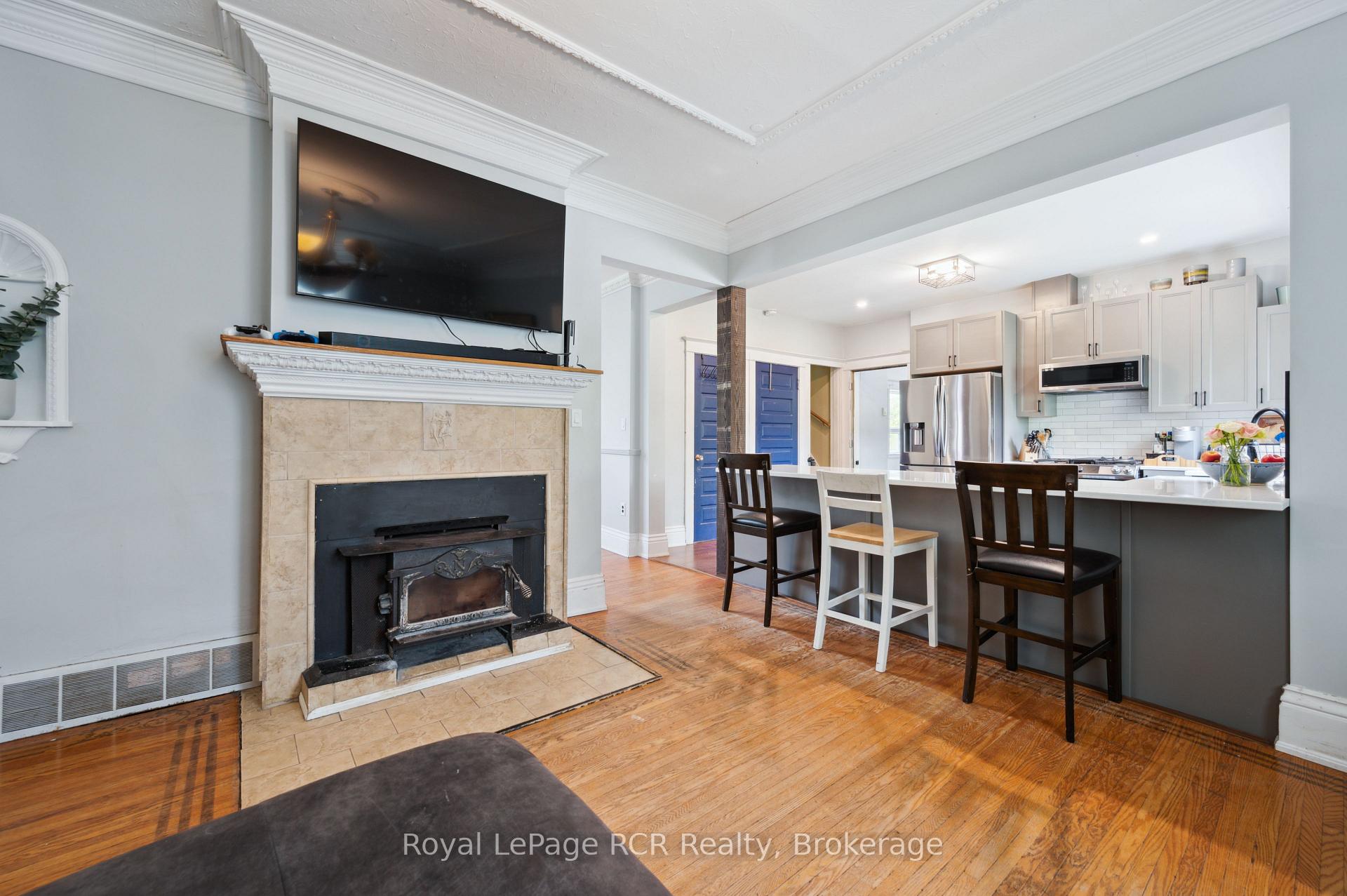 Photo 13 of 308 Fergus, Wellington North, Mount Forest — HOMEH