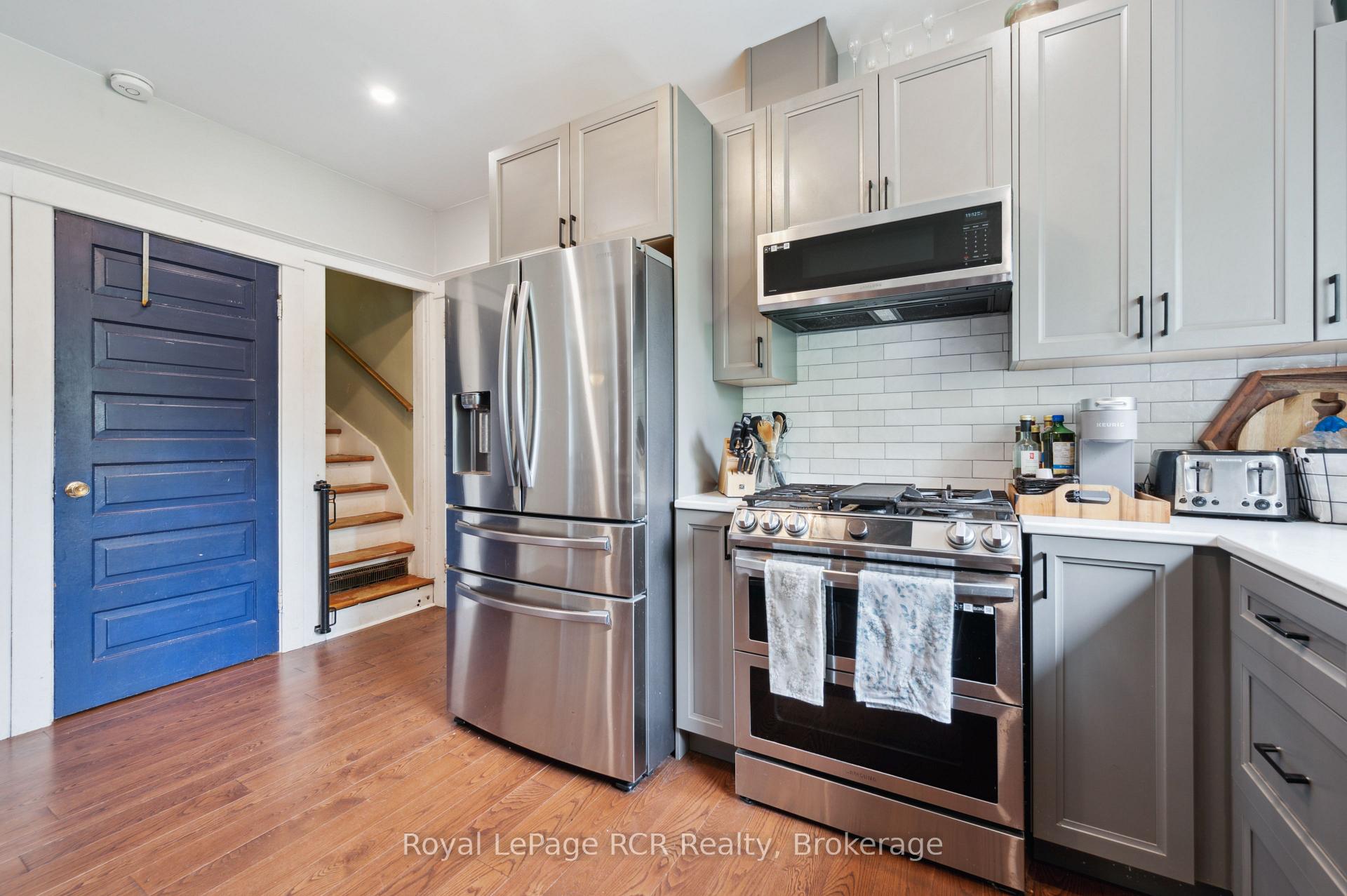 Photo 19 of 308 Fergus, Wellington North, Mount Forest — HOMEH