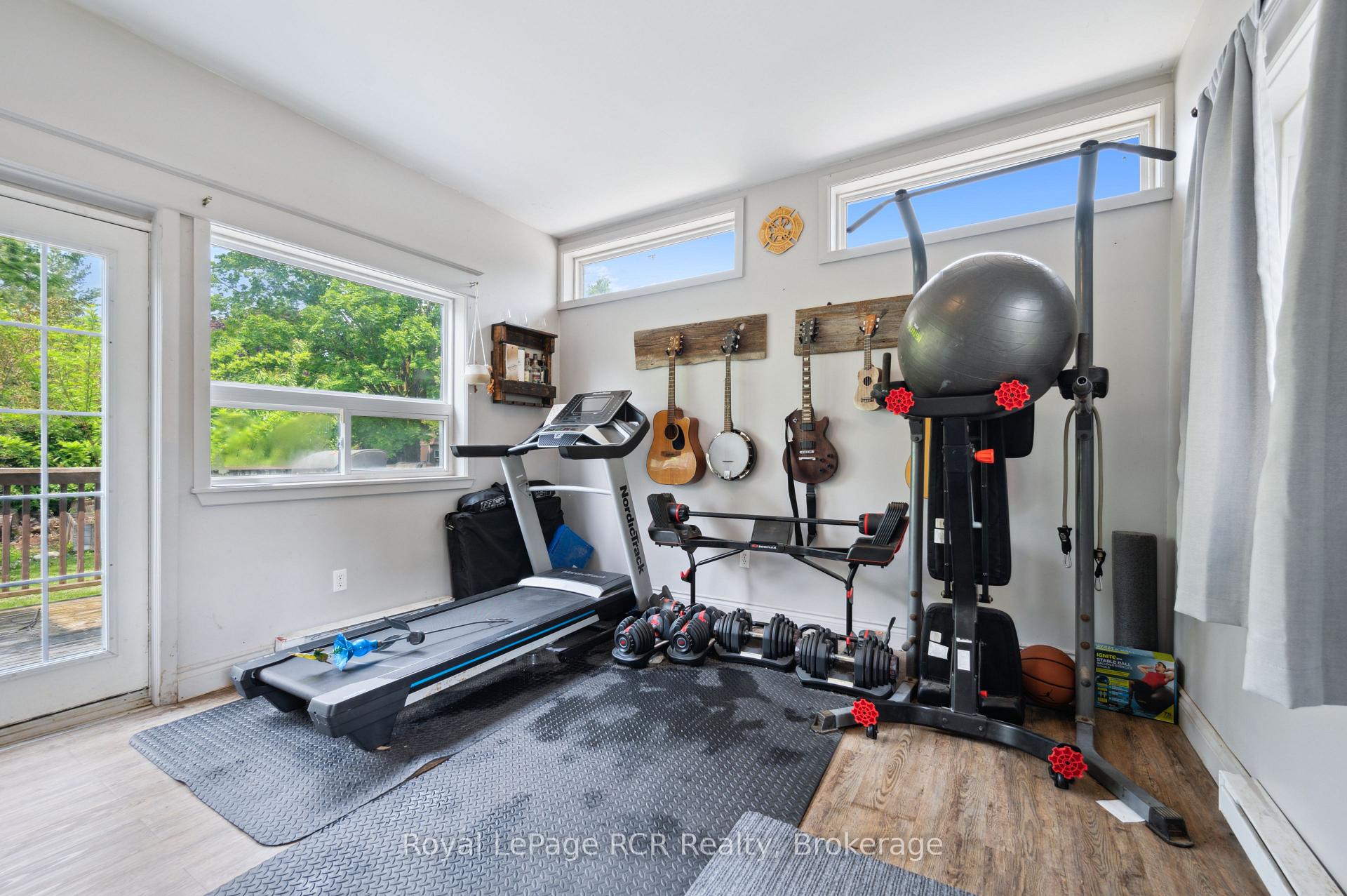Photo 24 of 308 Fergus, Wellington North, Mount Forest — HOMEH