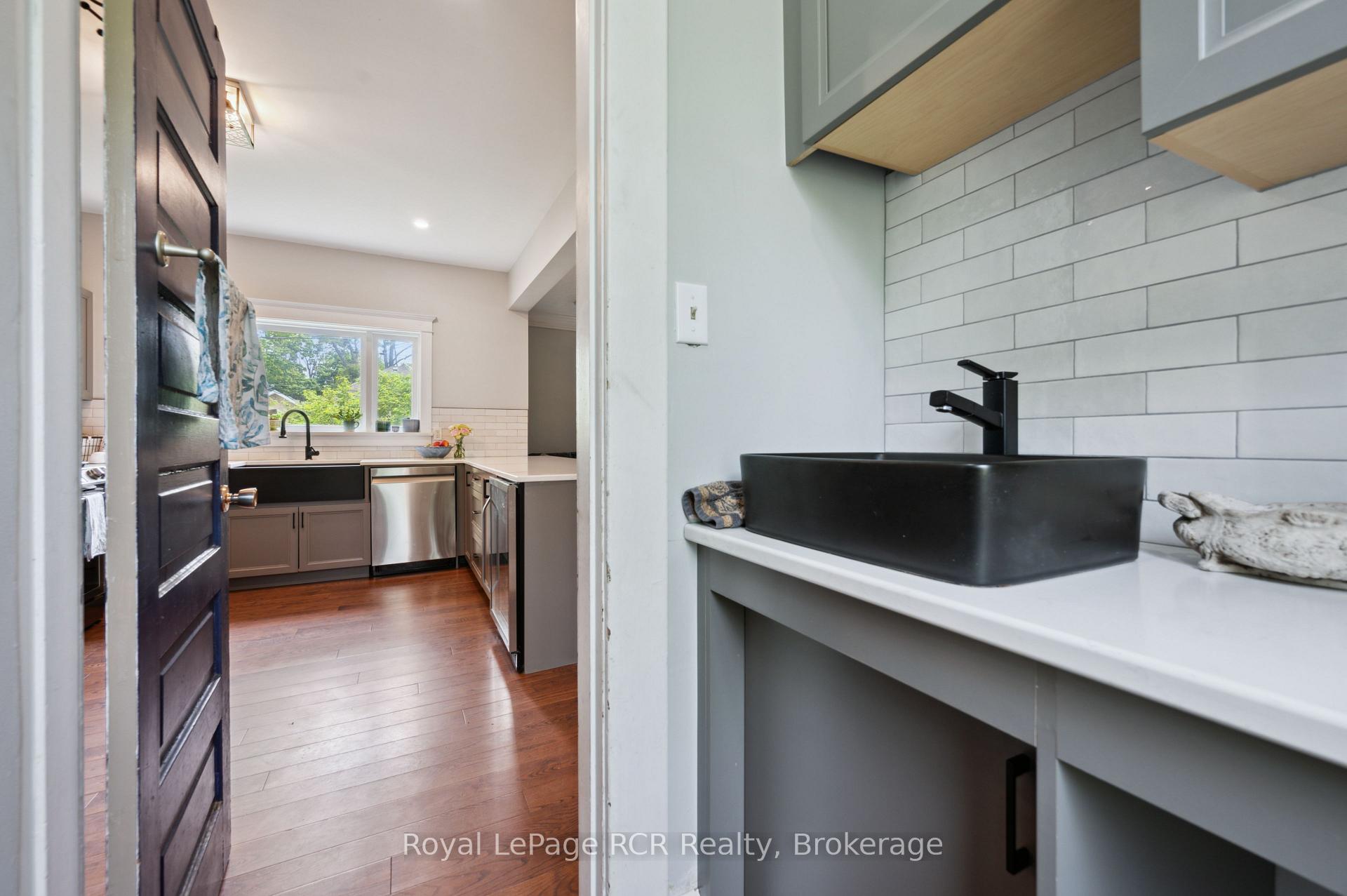 Photo 25 of 308 Fergus, Wellington North, Mount Forest — HOMEH