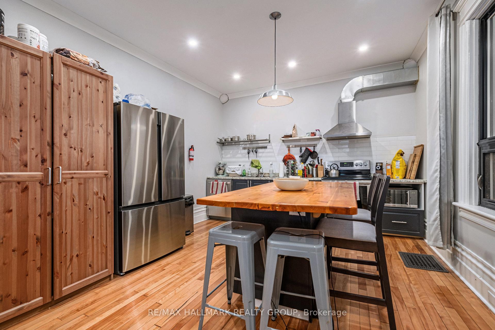 Photo 5 of 12 Spadina Avenue, Ottawa, Hintonburg — HOMEH