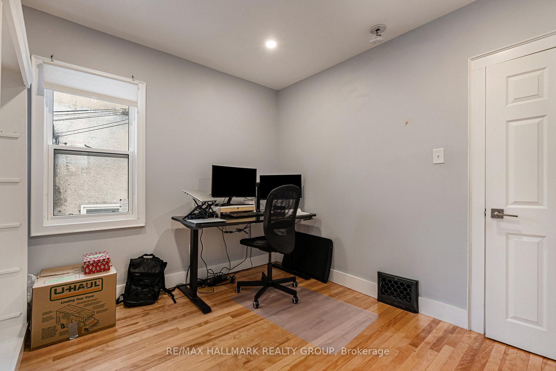 Photo 9 of 12 Spadina Avenue, Ottawa, Hintonburg — HOMEH