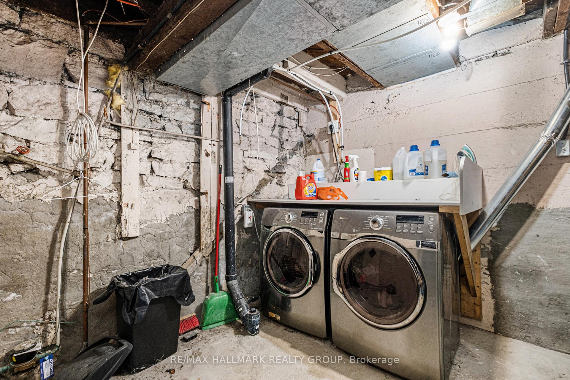 Photo 15 of 12 Spadina Avenue, Ottawa, Hintonburg — HOMEH