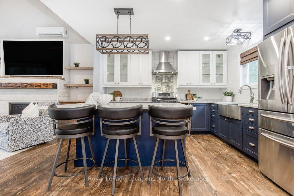 Photo 2 of 44 Stroud Crescent, Wasaga Beach — HOMEH
