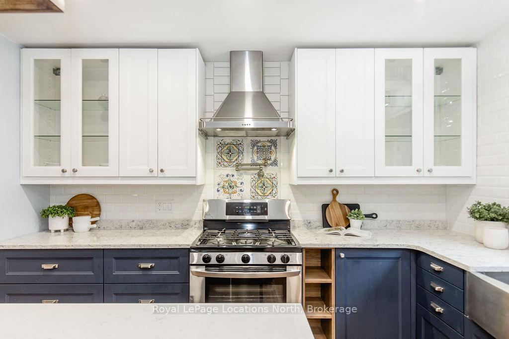 Photo 11 of 44 Stroud Crescent, Wasaga Beach — HOMEH