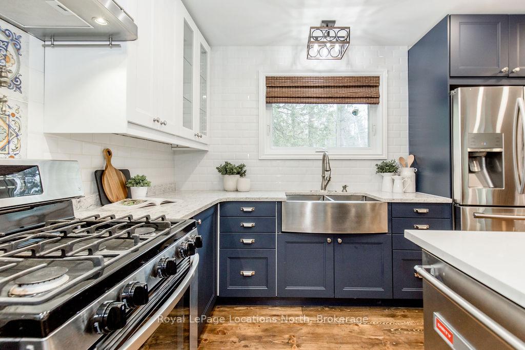 Photo 12 of 44 Stroud Crescent, Wasaga Beach — HOMEH