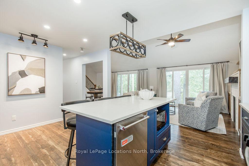 Photo 13 of 44 Stroud Crescent, Wasaga Beach — HOMEH