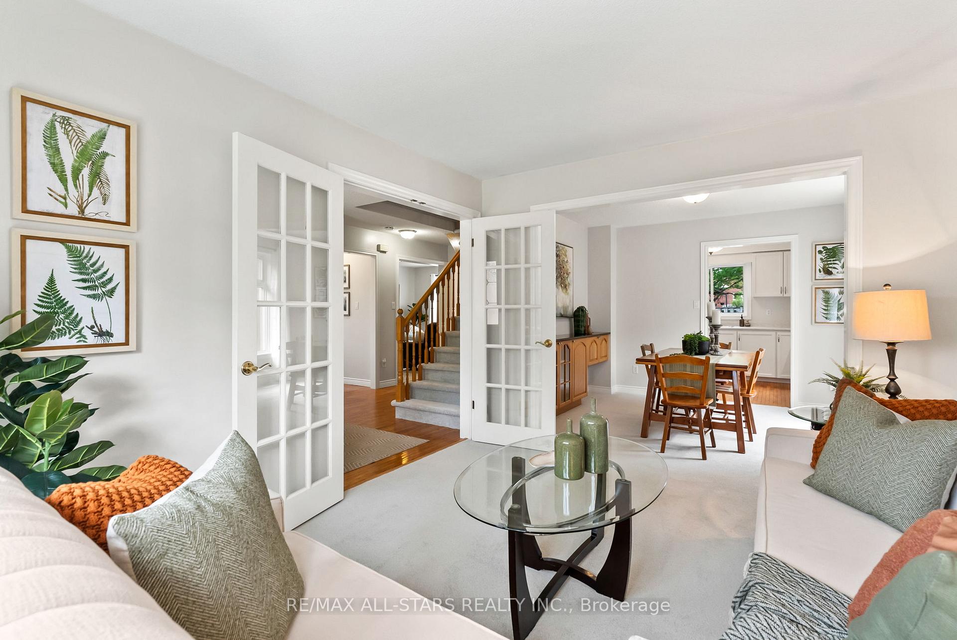Photo 5 of 20 Enzo Crescent, Uxbridge — HOMEH