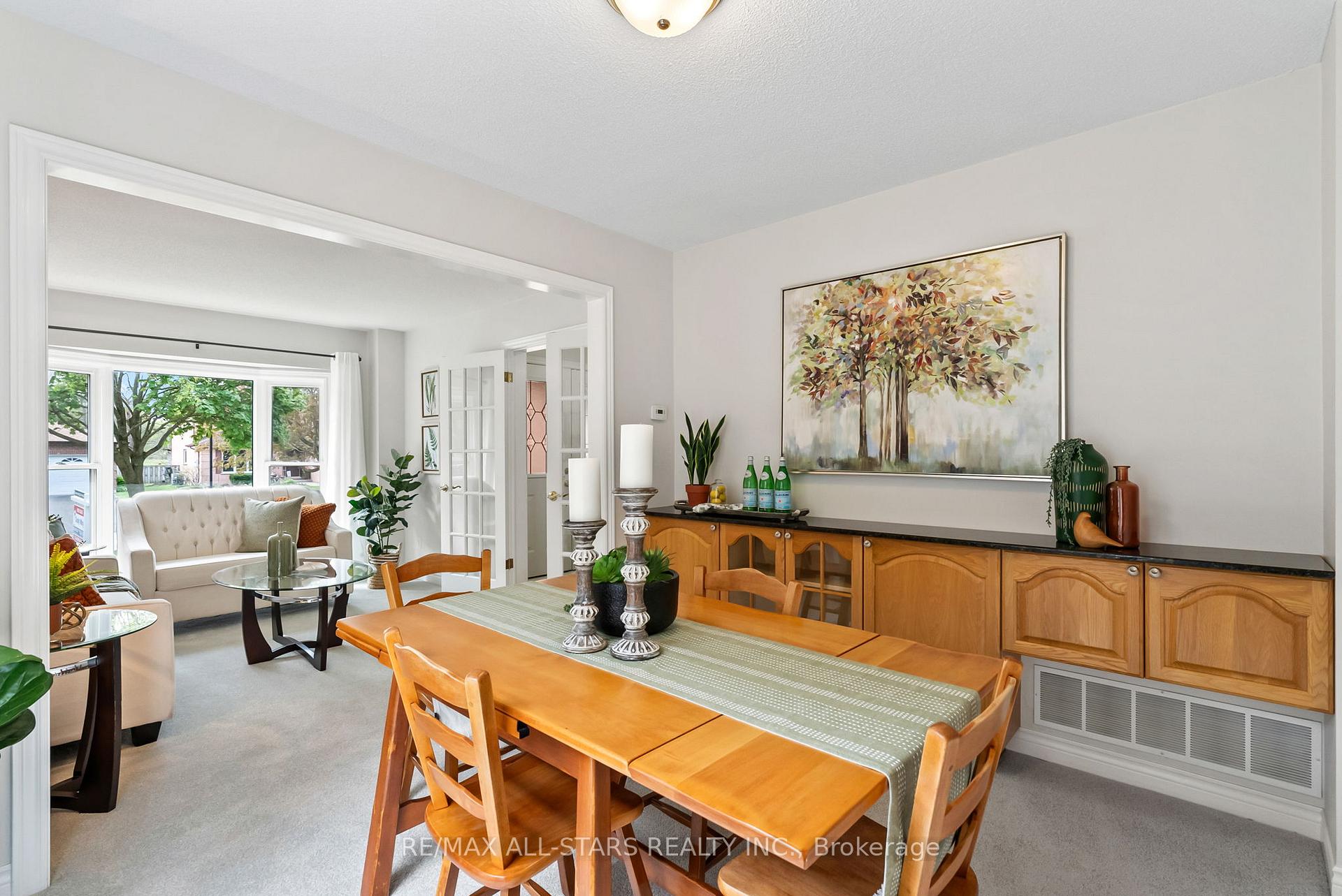 Photo 8 of 20 Enzo Crescent, Uxbridge — HOMEH