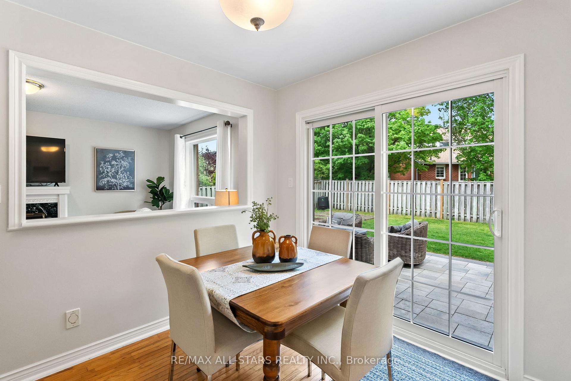 Photo 12 of 20 Enzo Crescent, Uxbridge — HOMEH