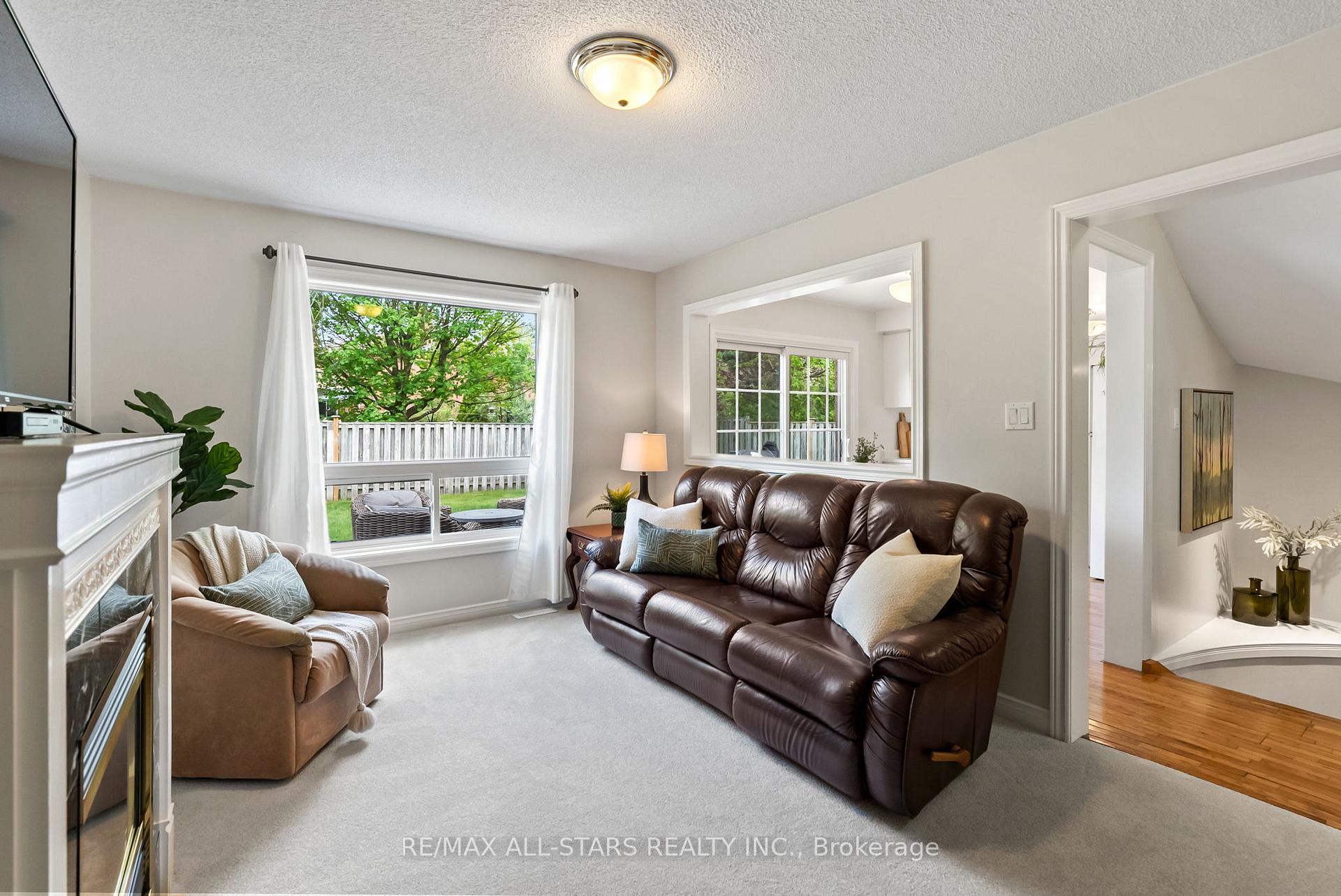 Photo 15 of 20 Enzo Crescent, Uxbridge — HOMEH