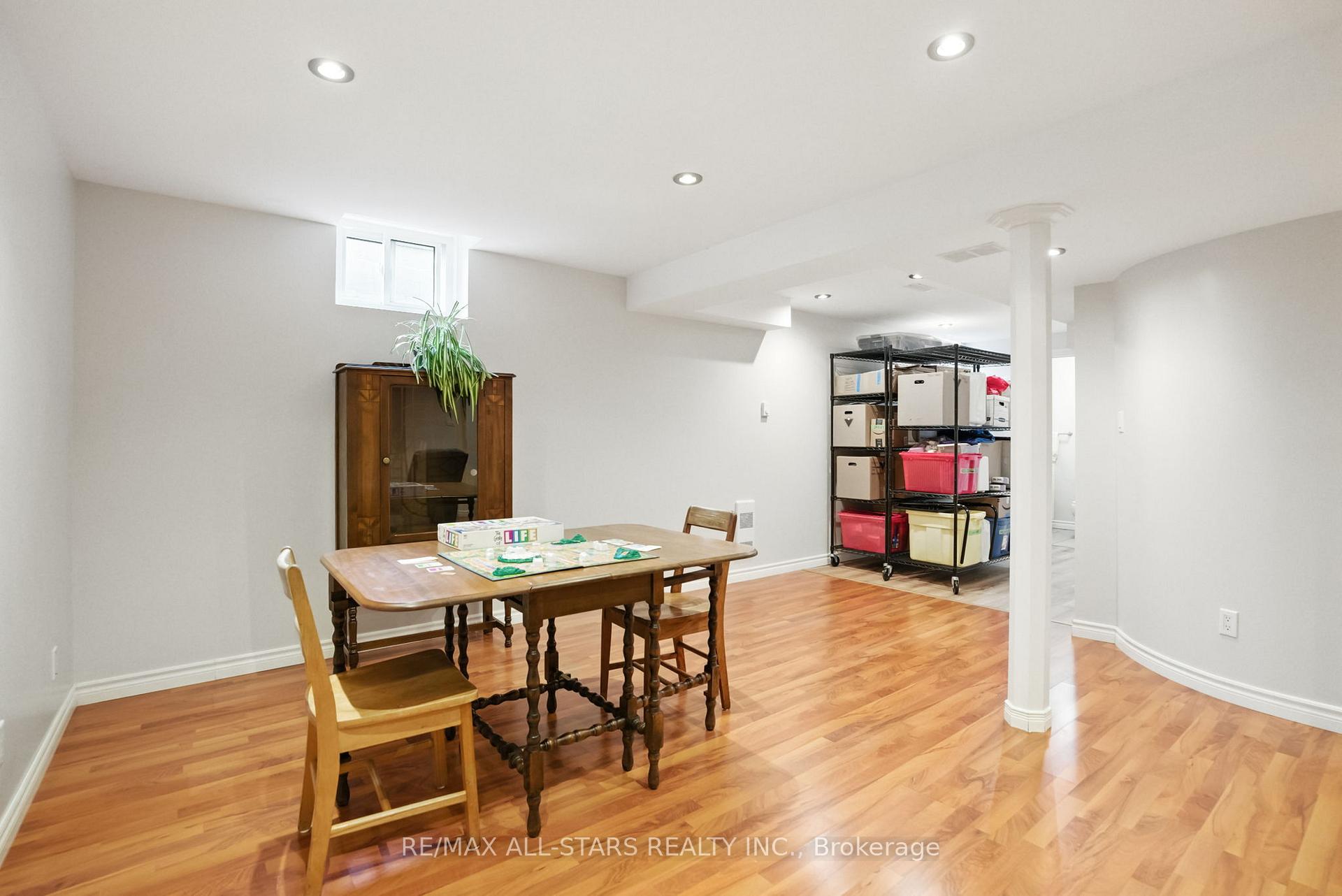 Photo 34 of 20 Enzo Crescent, Uxbridge — HOMEH