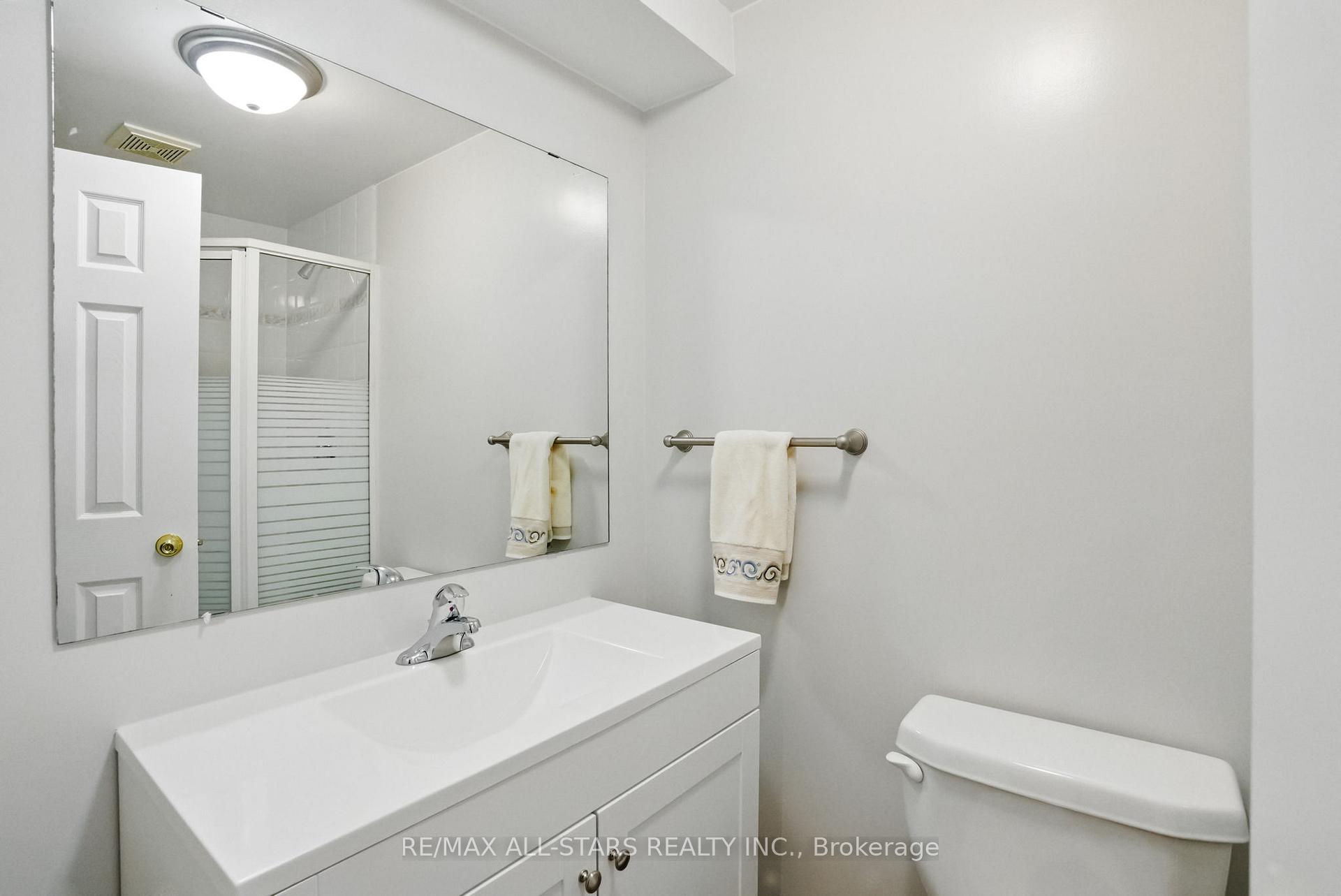 Photo 36 of 20 Enzo Crescent, Uxbridge — HOMEH