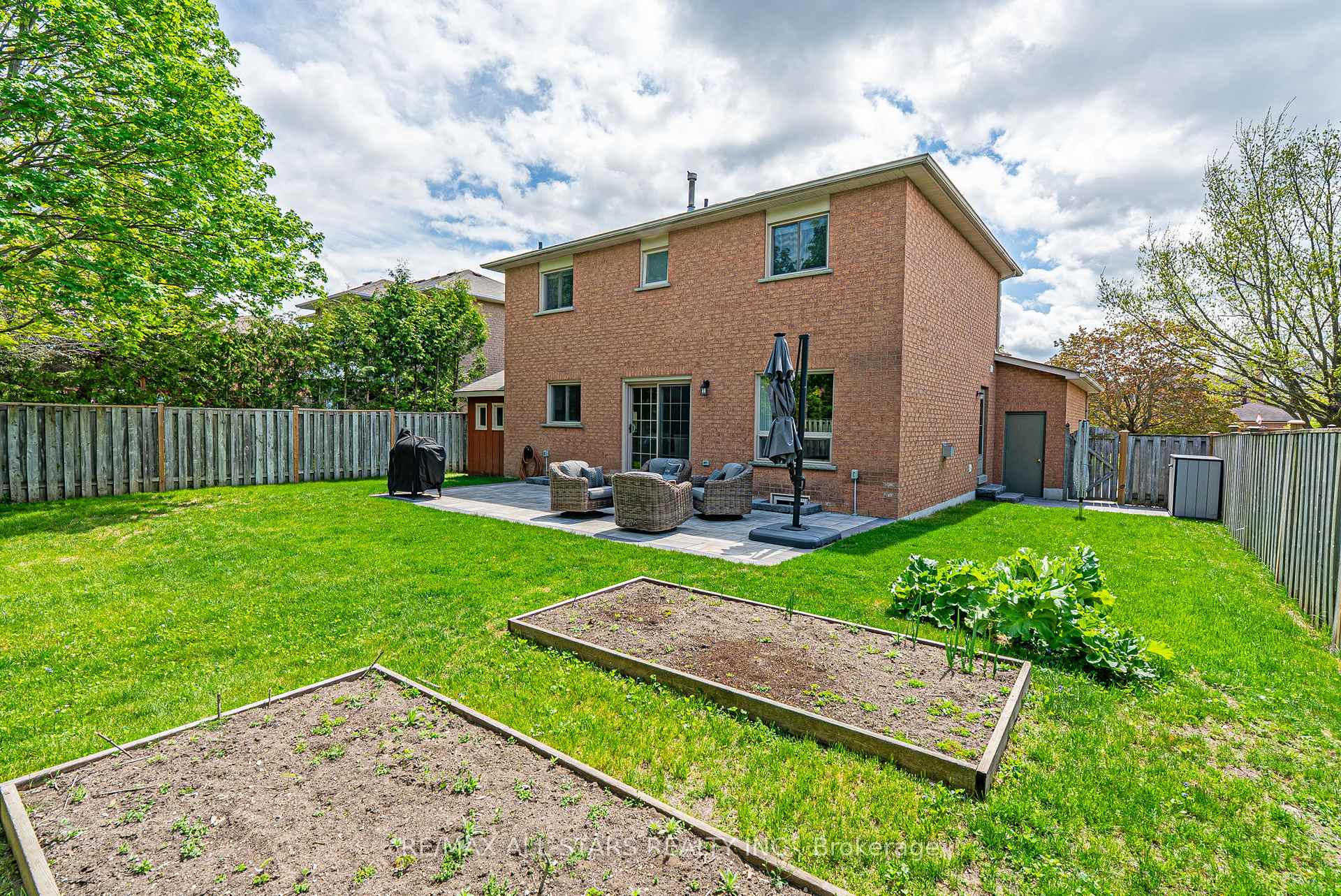 Photo 38 of 20 Enzo Crescent, Uxbridge — HOMEH
