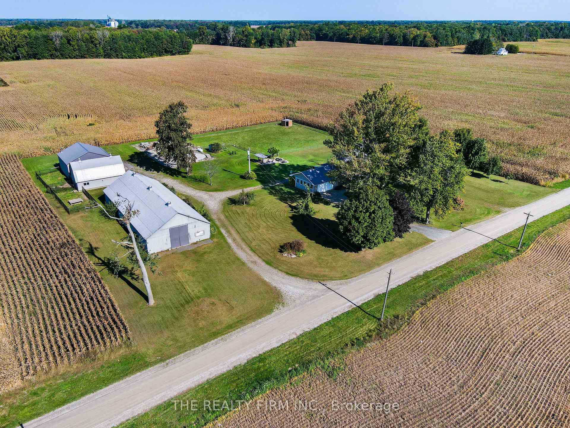 Photo 3 of 20662 Marsh Line, West Elgin, Rural West Elgin — HOMEH