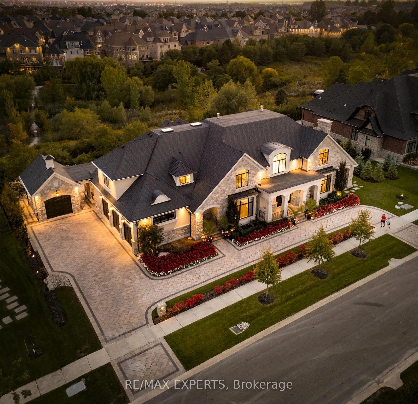 Front of 205 Northern Pines Boulevard