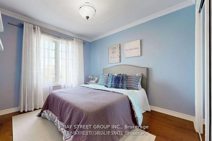 Photo 8 of 37 Whisperwood Road, Vaughan, Patterson — HOMEH