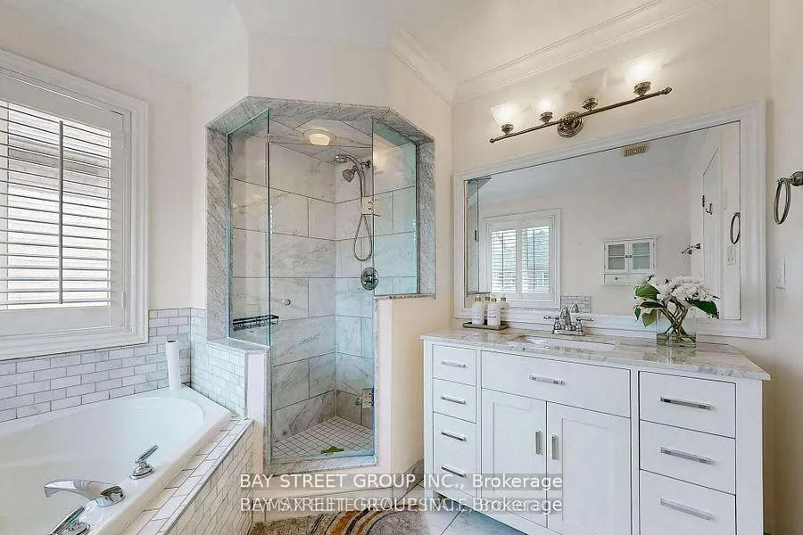 Photo 9 of 37 Whisperwood Road, Vaughan, Patterson — HOMEH
