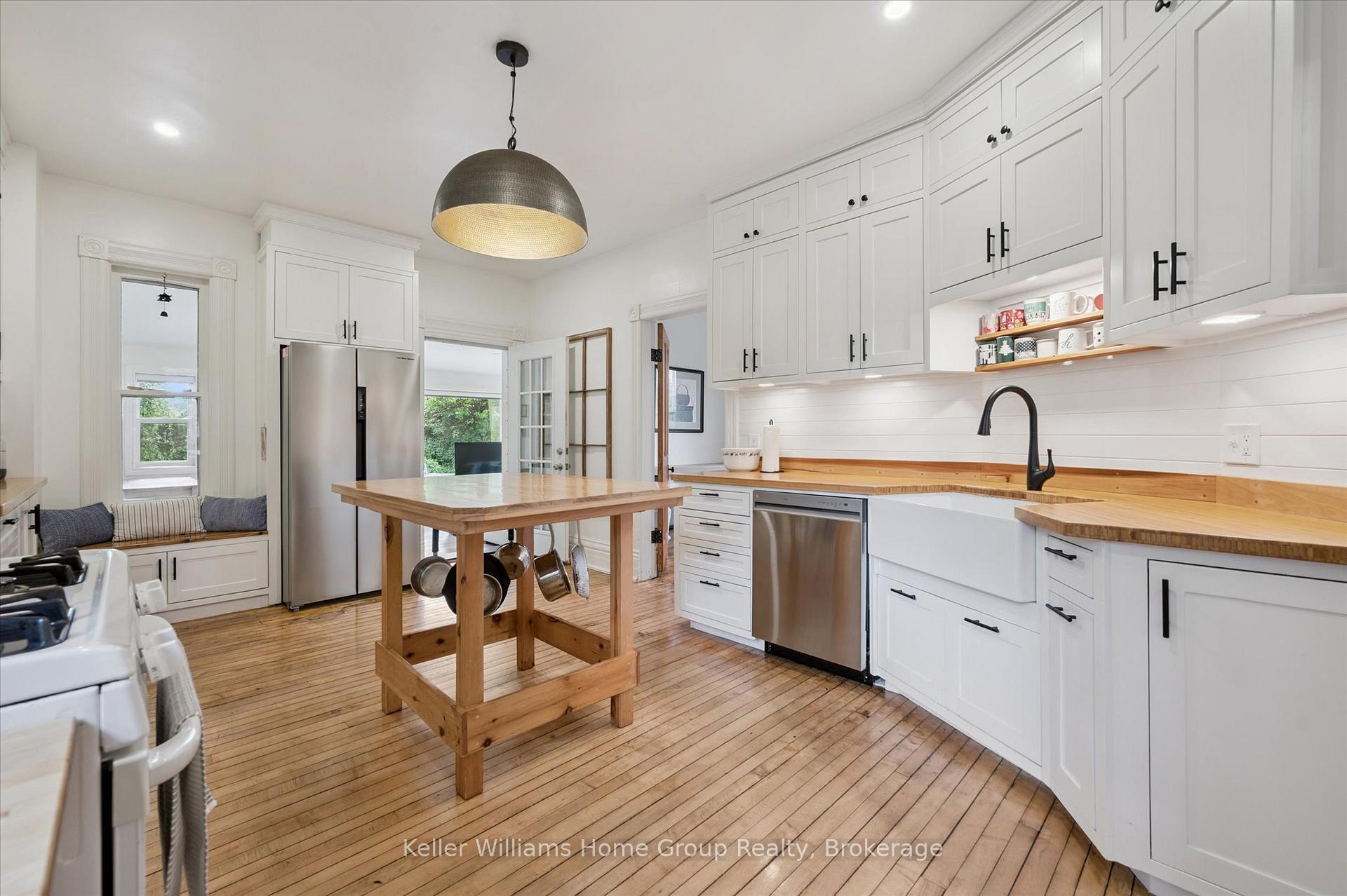 Photo 15 of 460 Waterloo Street, Wellington North, Mount Forest — HOMEH