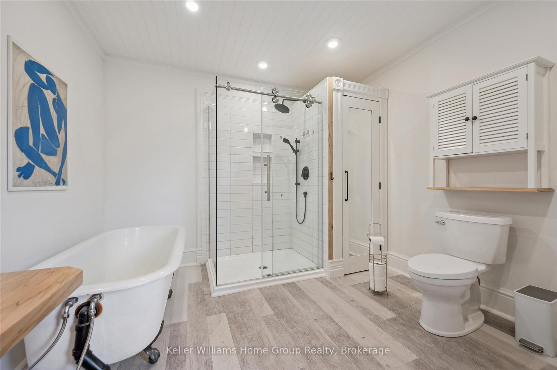 Photo 34 of 460 Waterloo Street, Wellington North, Mount Forest — HOMEH
