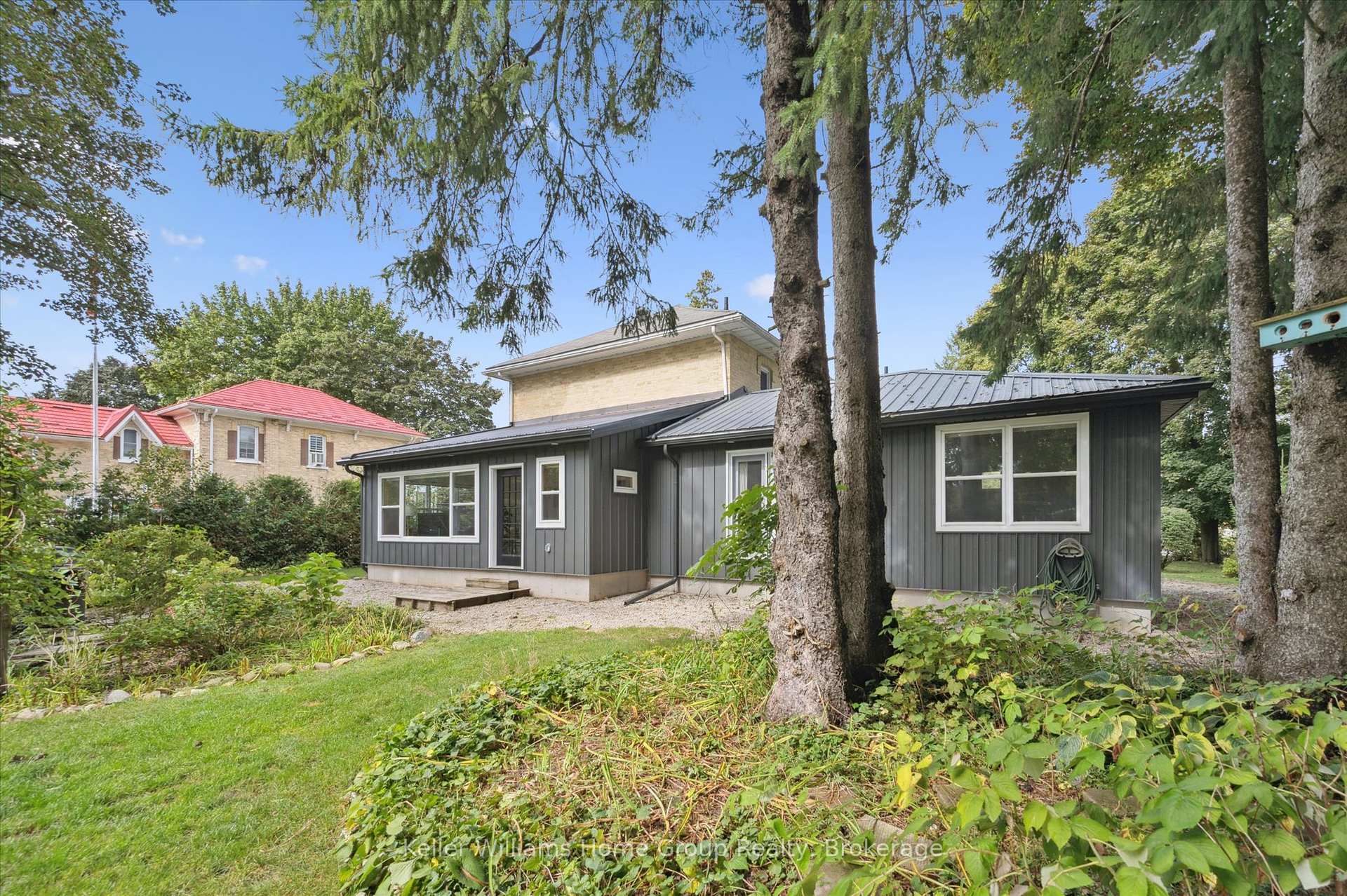 Photo 36 of 460 Waterloo Street, Wellington North, Mount Forest — HOMEH