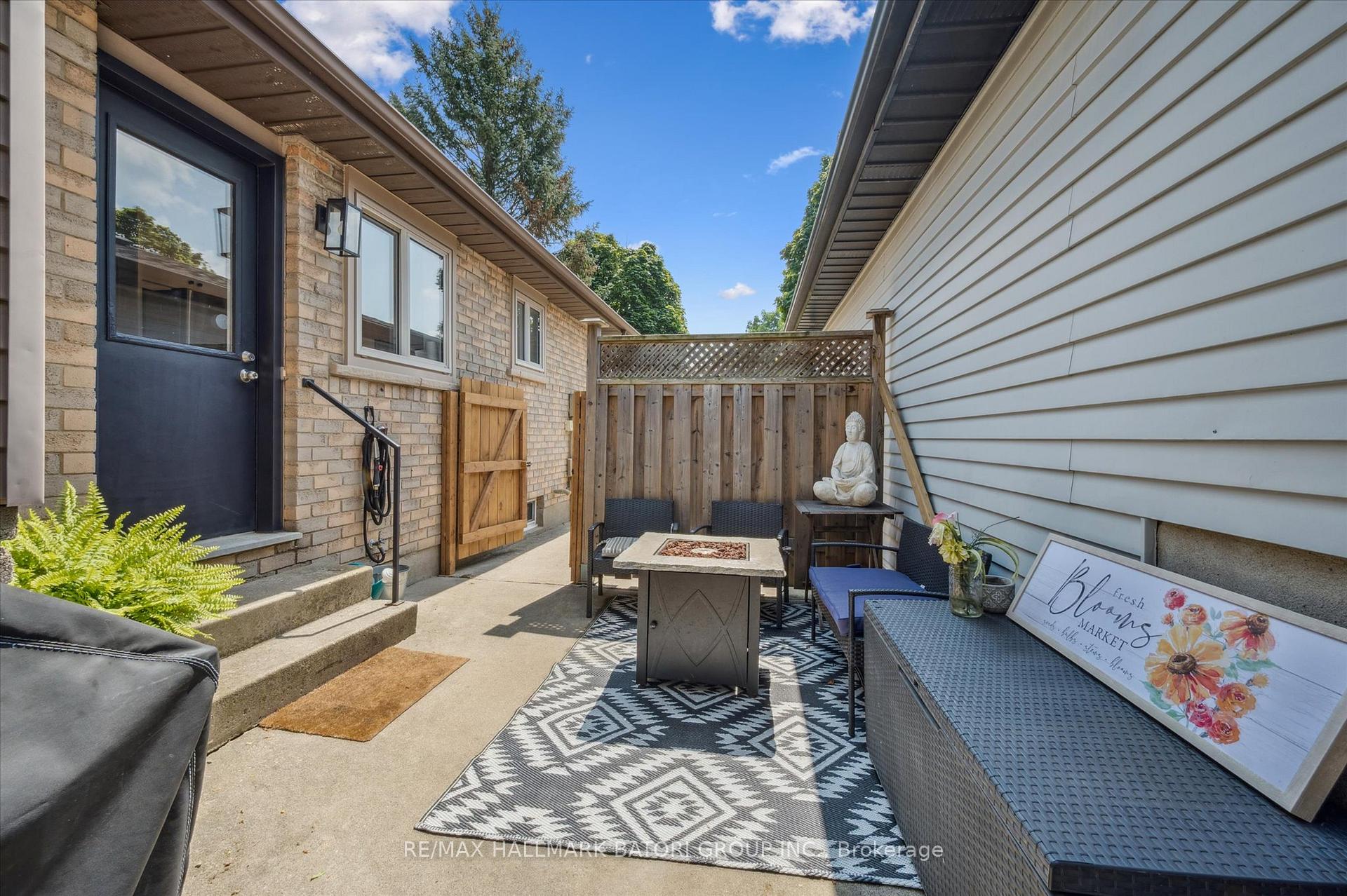 Photo 26 of 480 Drummerhill Crescent, Waterloo — HOMEH