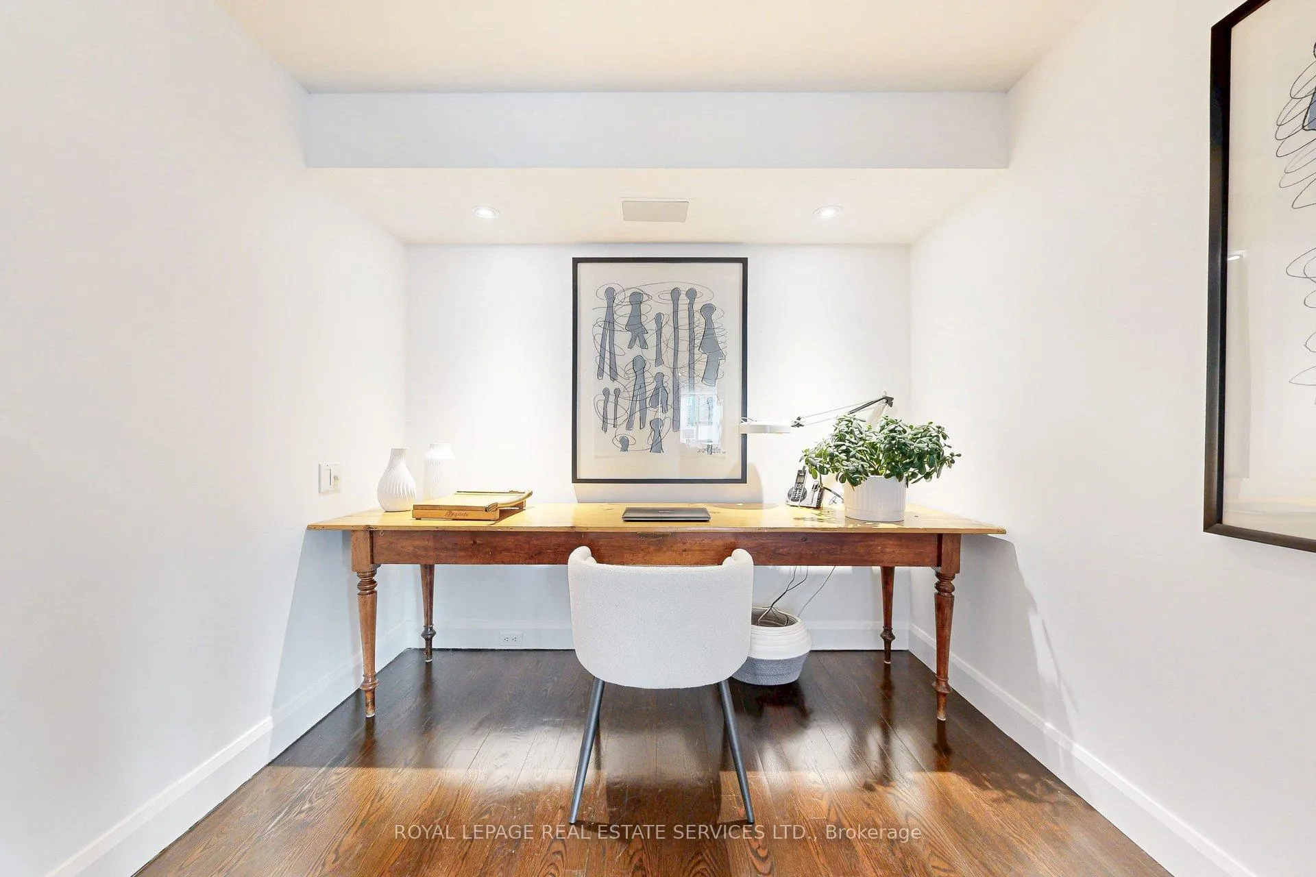 Photo 6 of Unit 1061, 313 Richmond St E, Toronto, Moss Park — HOMEH
