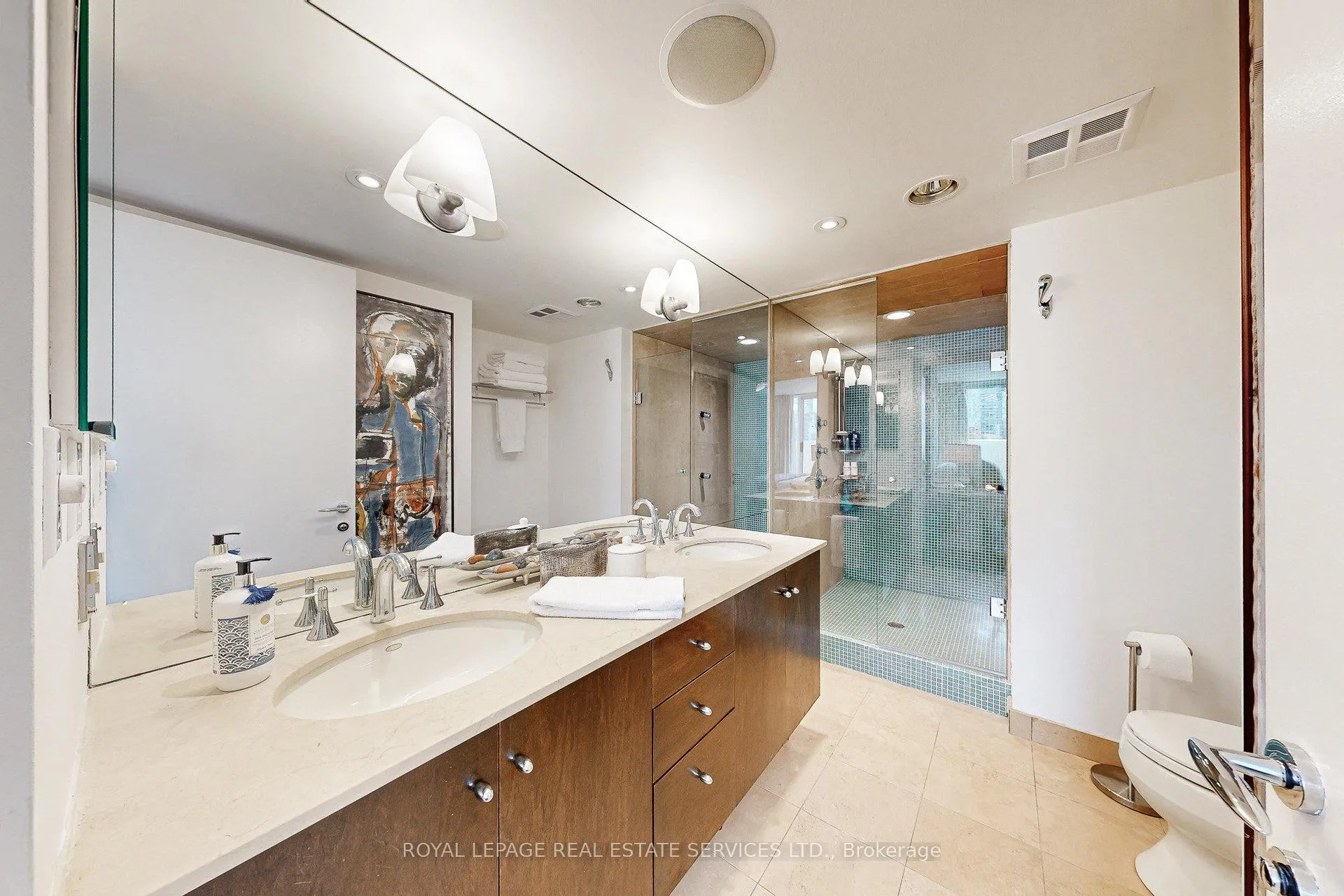 Photo 21 of Unit 1061, 313 Richmond St E, Toronto, Moss Park — HOMEH