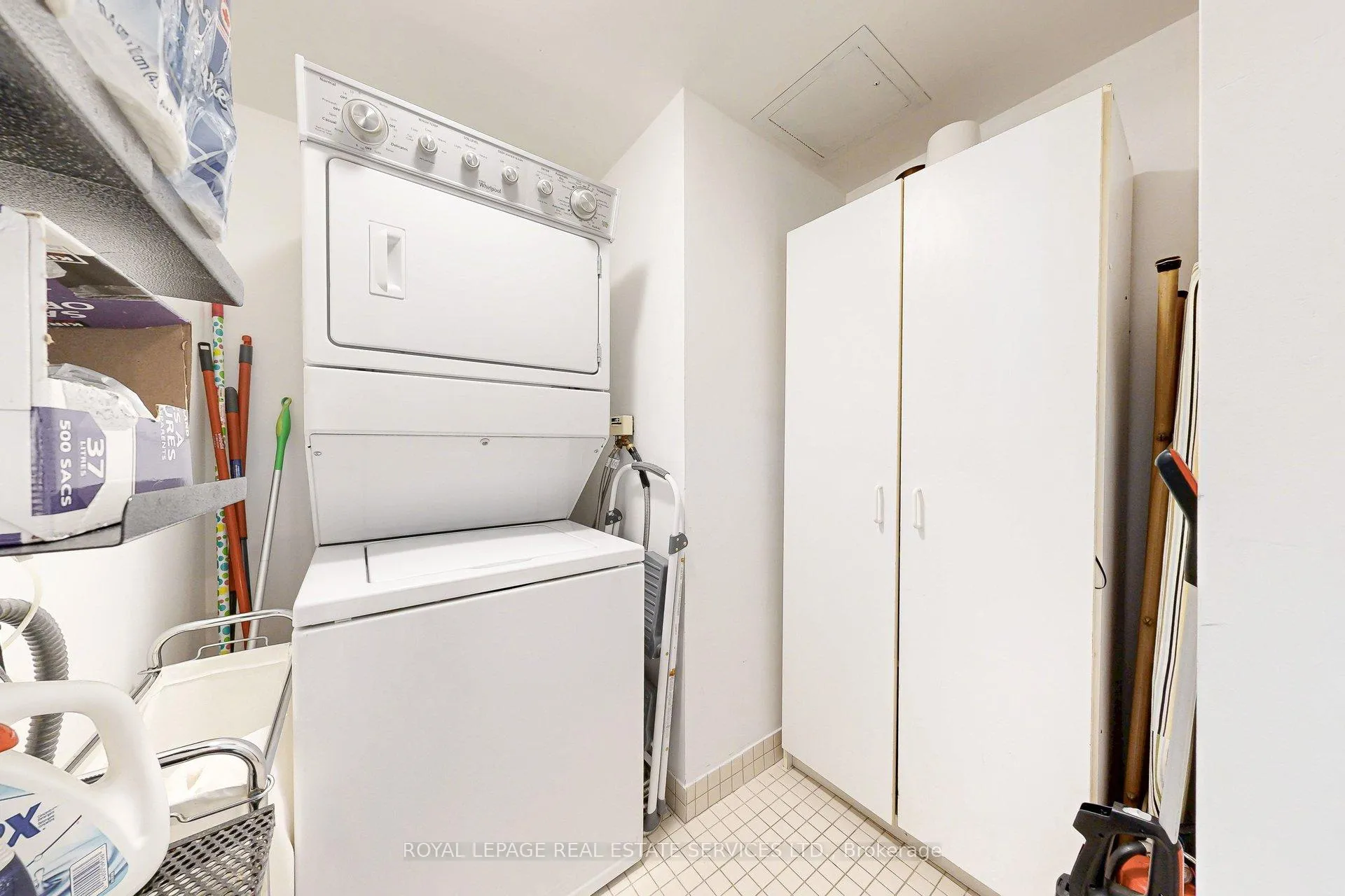 Photo 25 of Unit 1061, 313 Richmond St E, Toronto, Moss Park — HOMEH