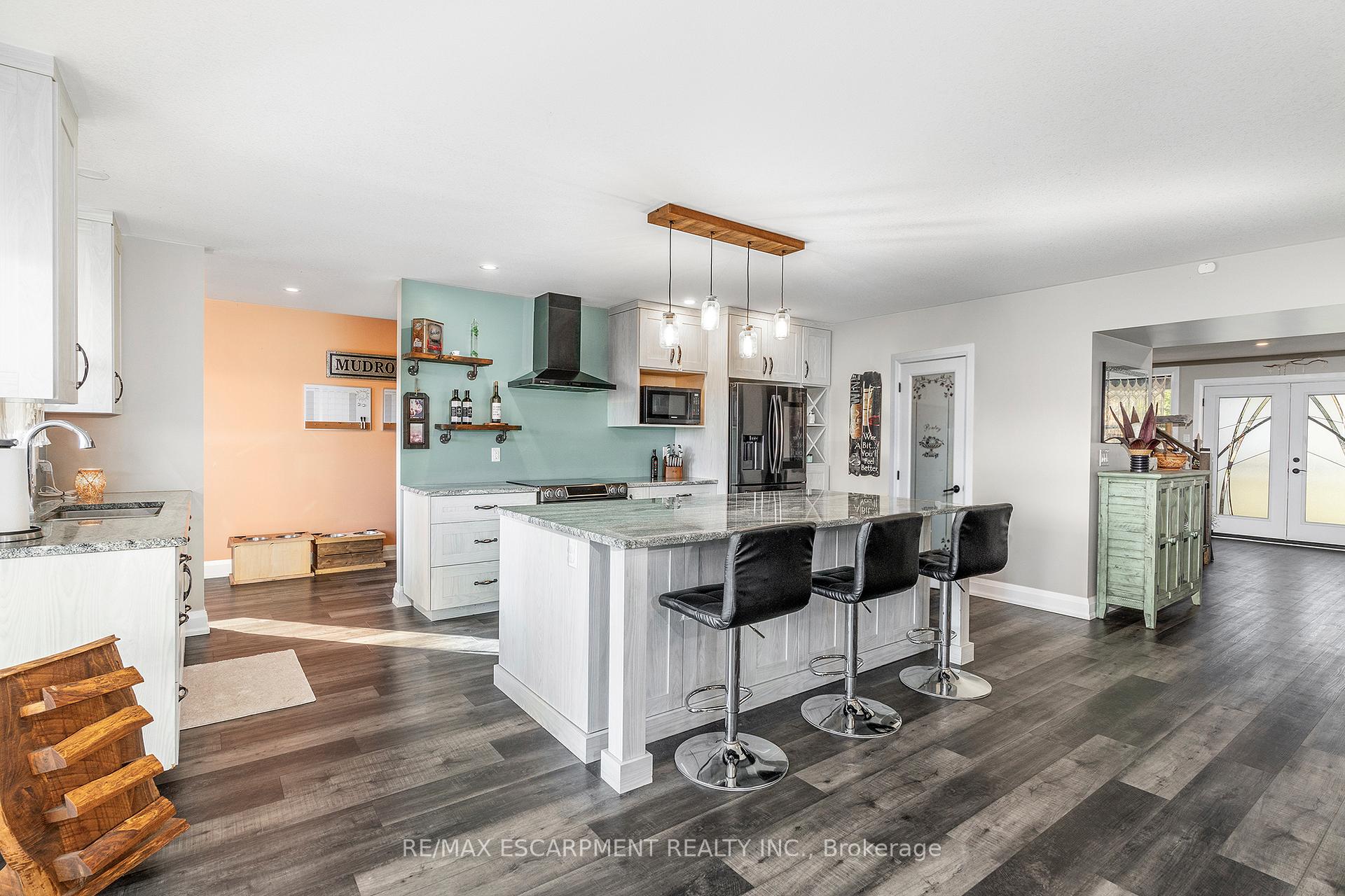 Photo 10 of 11417 Lakeshore Road, Wainfleet, Lakeshore — HOMEH