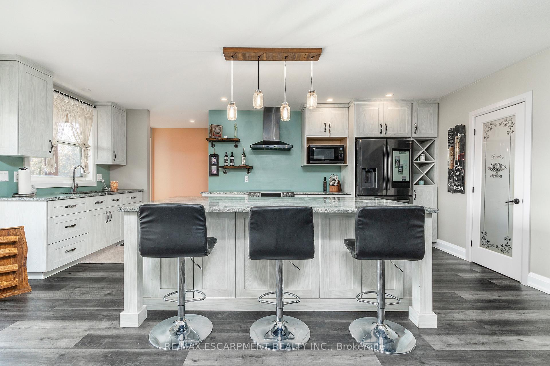 Photo 11 of 11417 Lakeshore Road, Wainfleet, Lakeshore — HOMEH