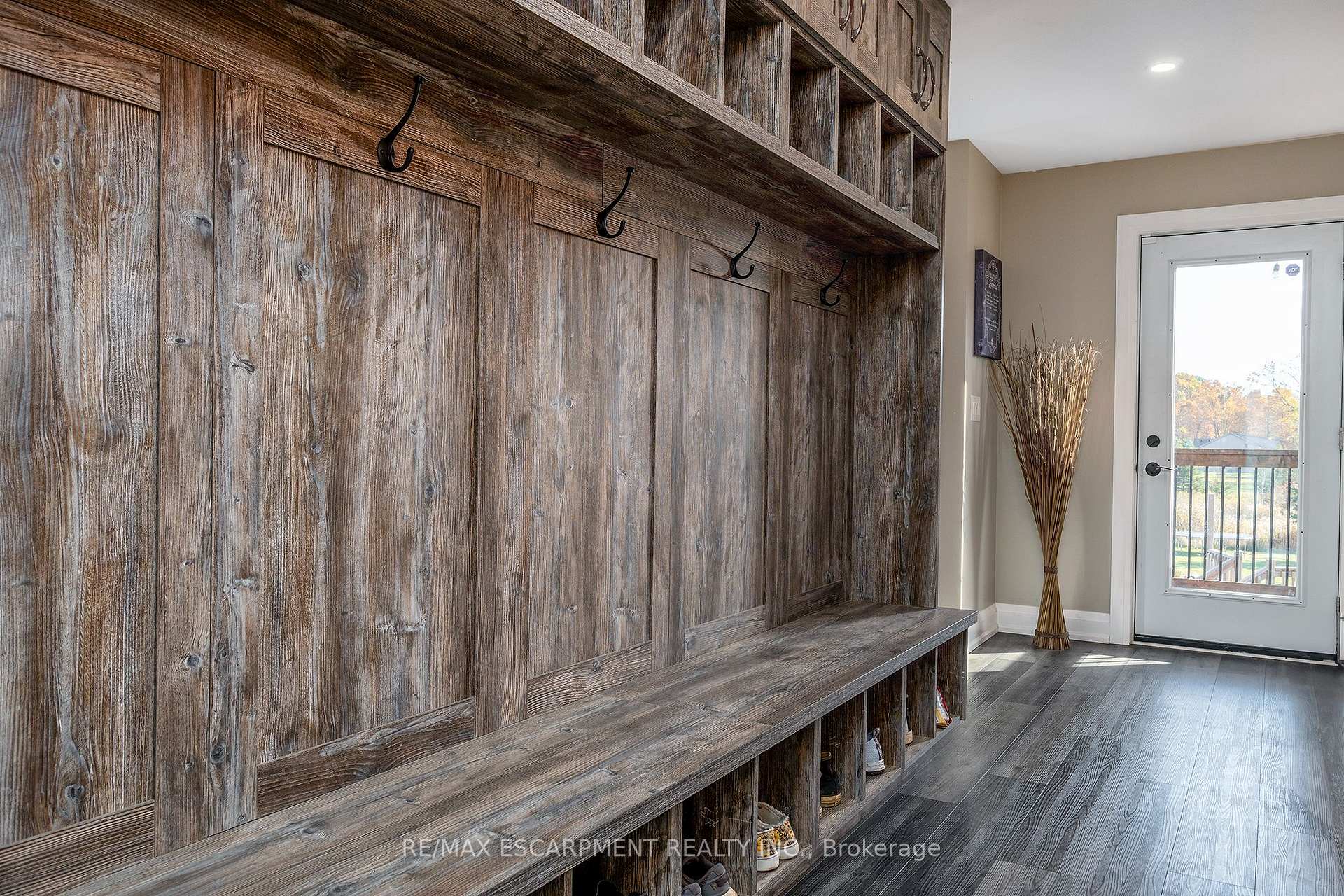 Photo 15 of 11417 Lakeshore Road, Wainfleet, Lakeshore — HOMEH