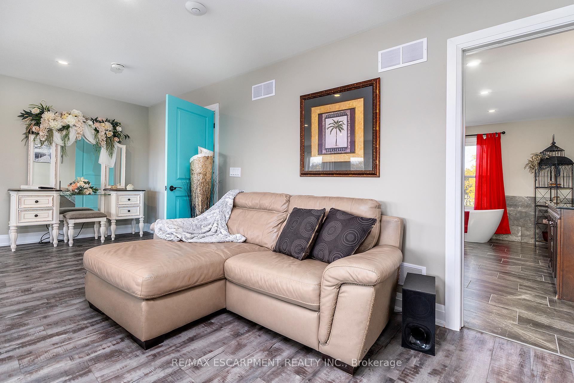Photo 21 of 11417 Lakeshore Road, Wainfleet, Lakeshore — HOMEH