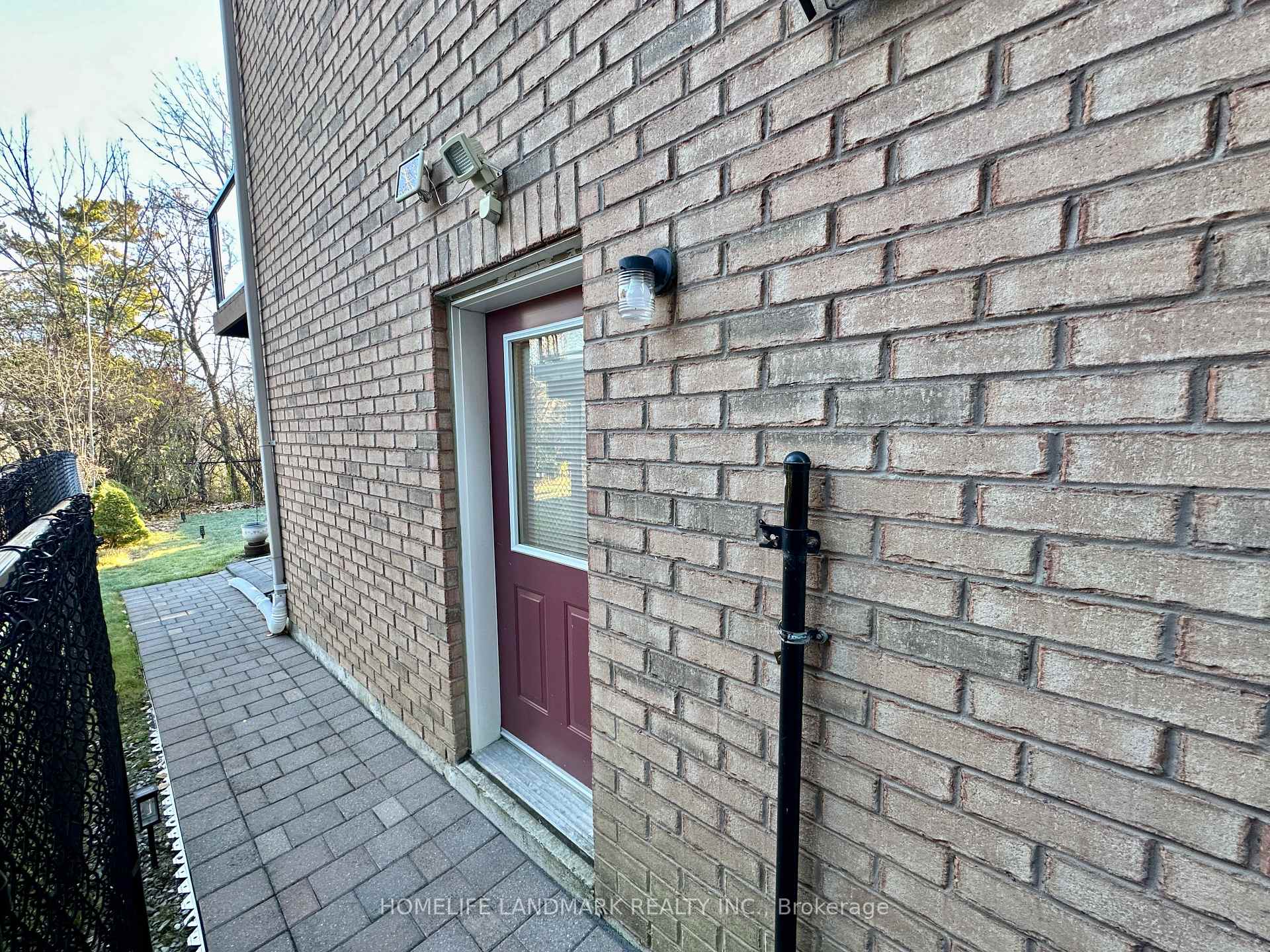 Photo 3 of Unit Lower, 84 Starwood Road, Vaughan, Patterson — HOMEH