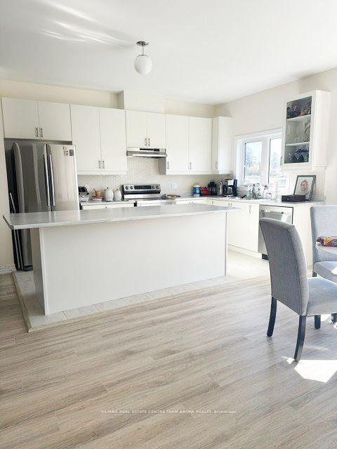 Photo 7 of 27 Bianca Crescent, Wasaga Beach — HOMEH