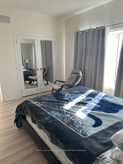 Photo 10 of 27 Bianca Crescent, Wasaga Beach — HOMEH