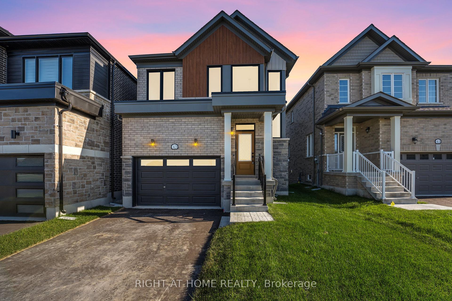 Front of 43 Federica Crescent