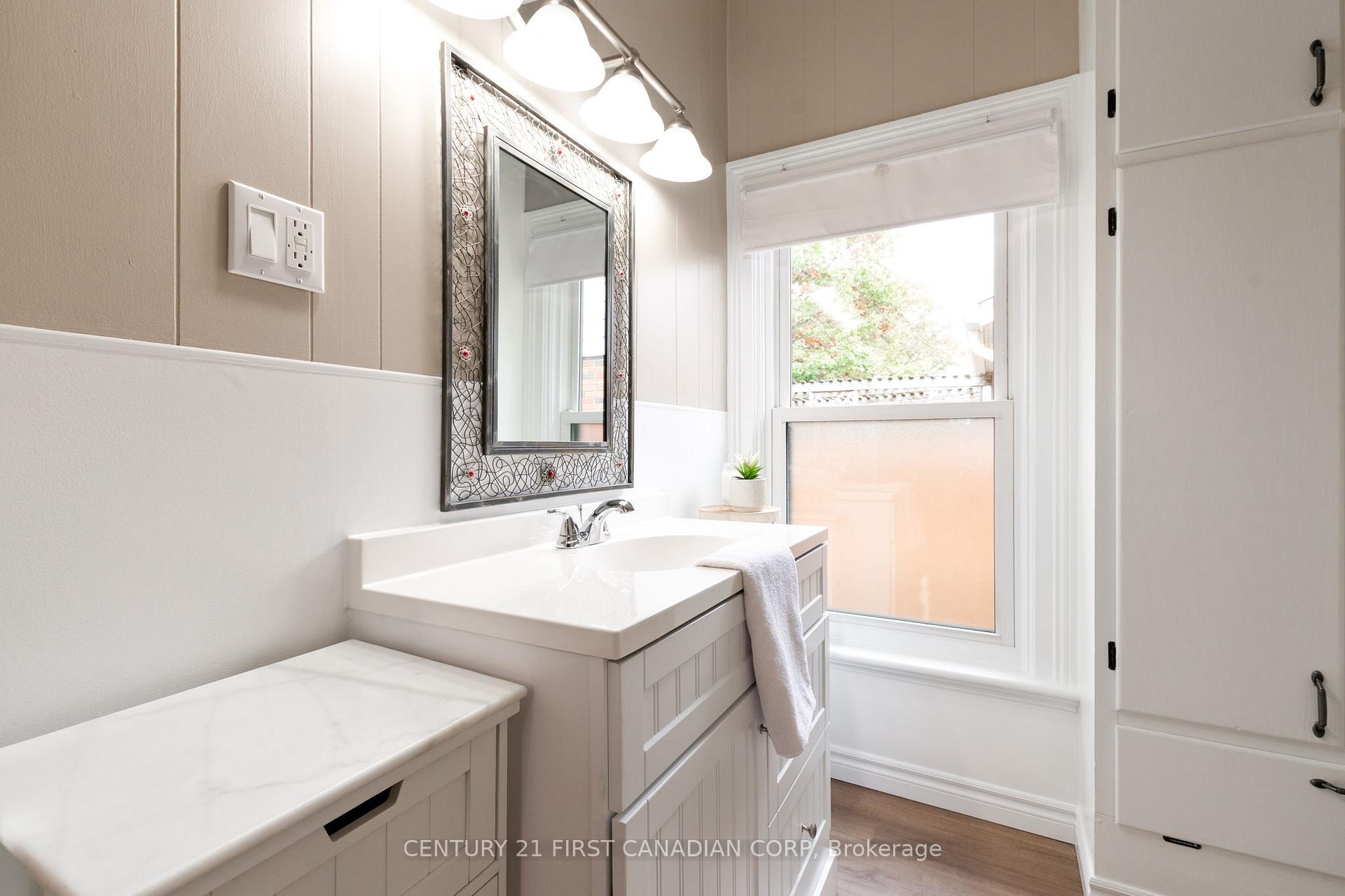 Photo 21 of 38 St. Andrew Street, Aylmer — HOMEH