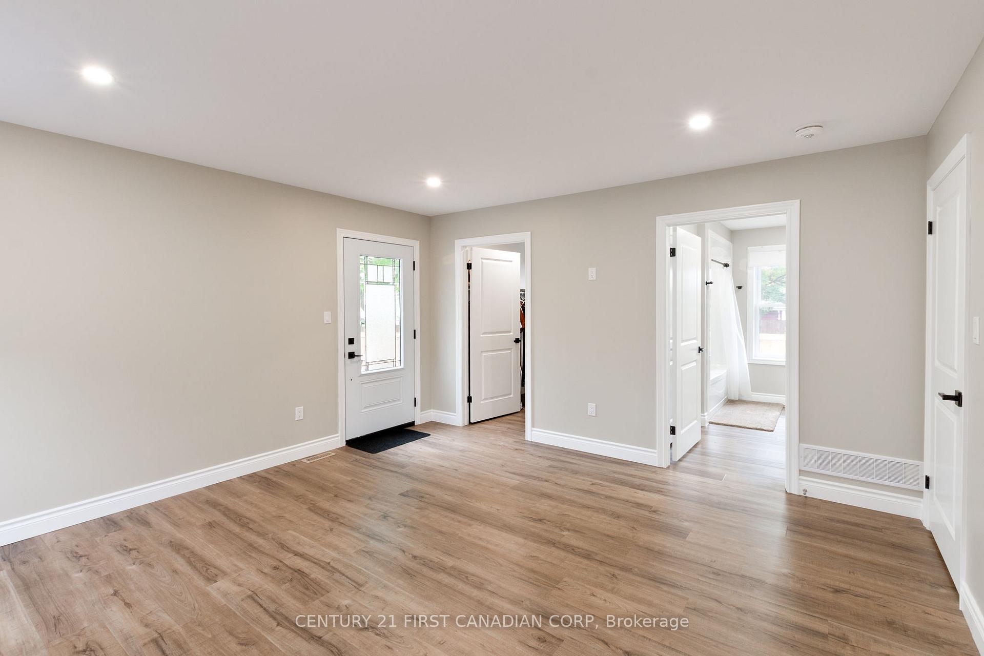 Photo 26 of 38 St. Andrew Street, Aylmer — HOMEH
