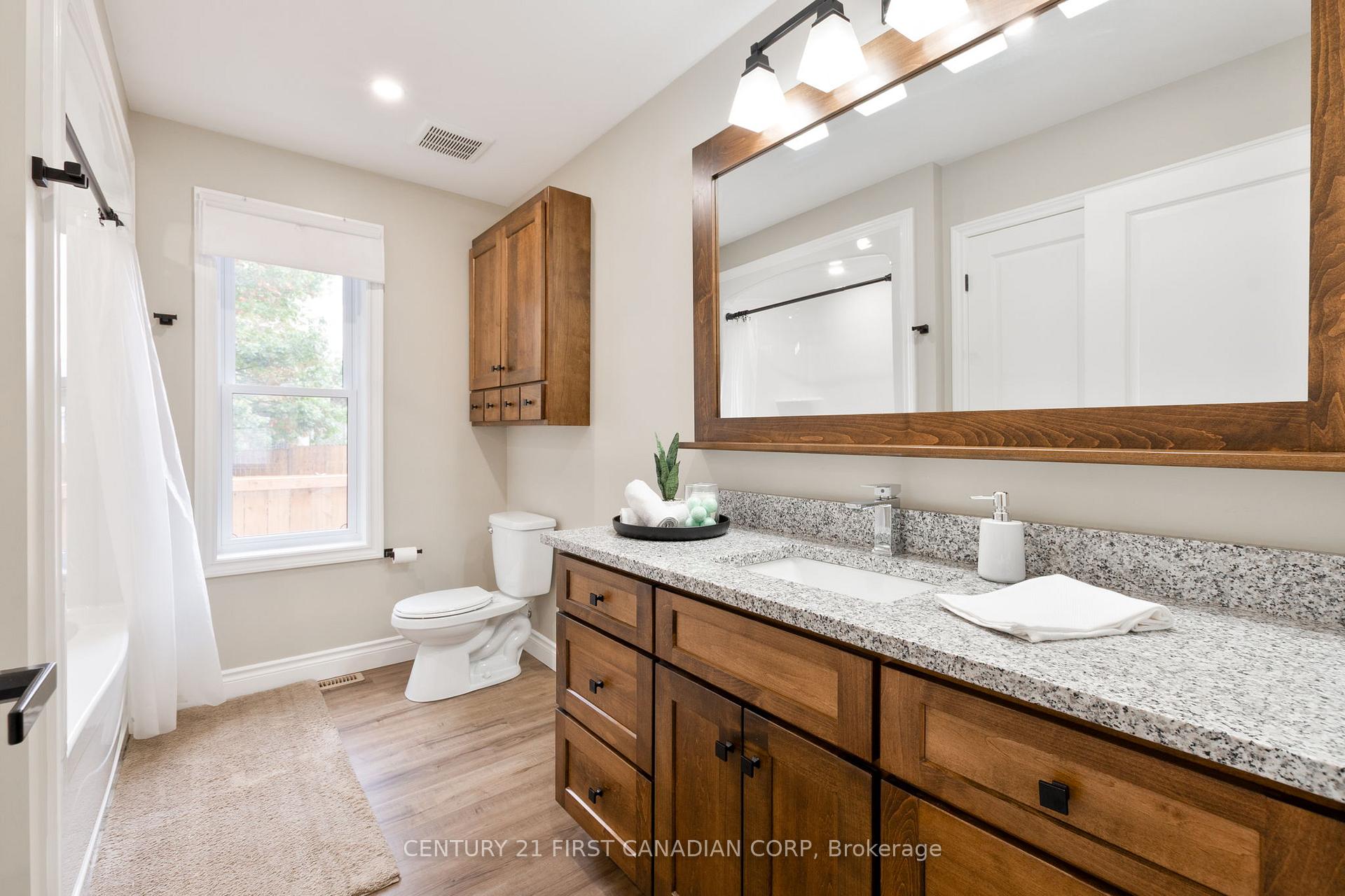 Photo 28 of 38 St. Andrew Street, Aylmer — HOMEH