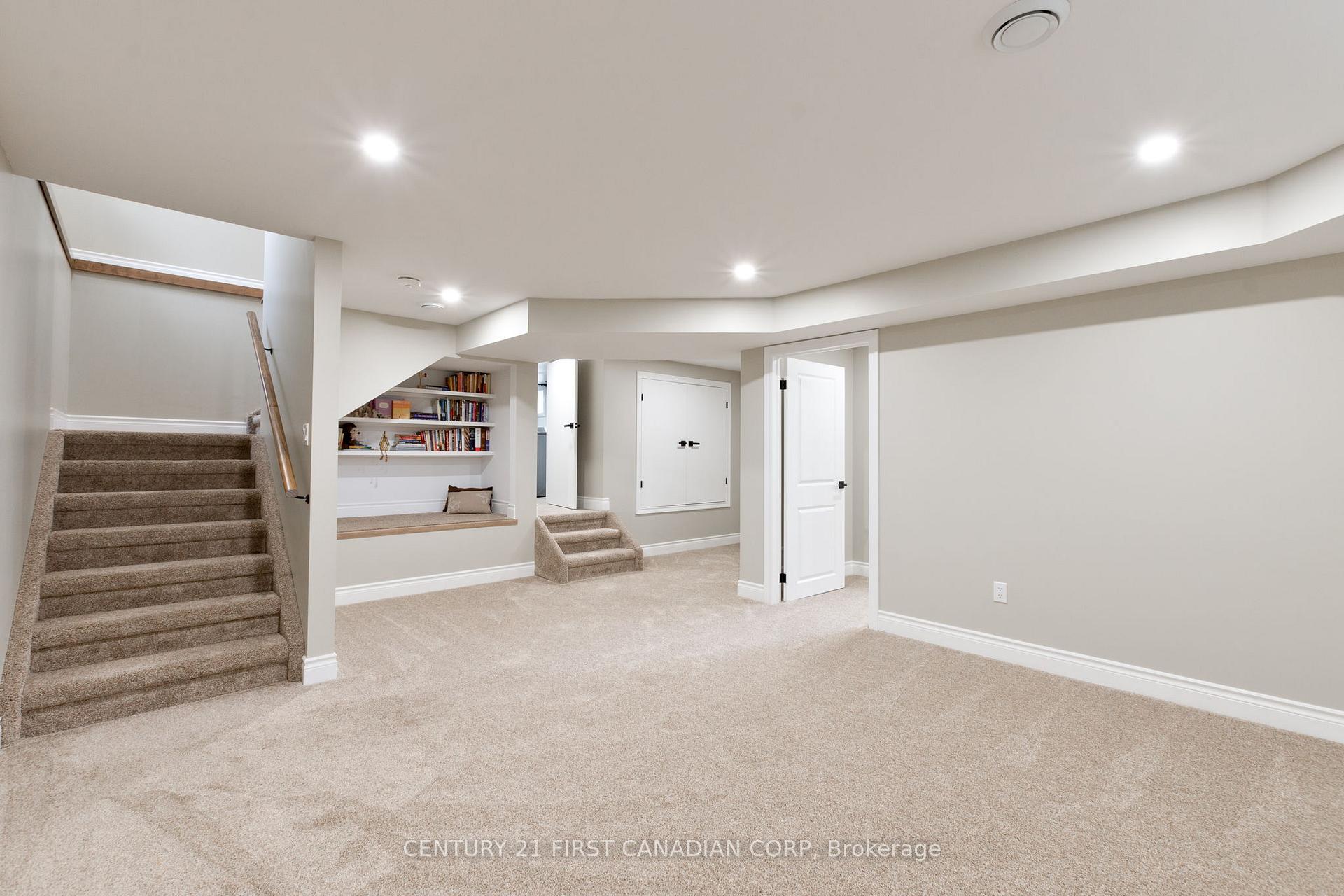 Photo 32 of 38 St. Andrew Street, Aylmer — HOMEH