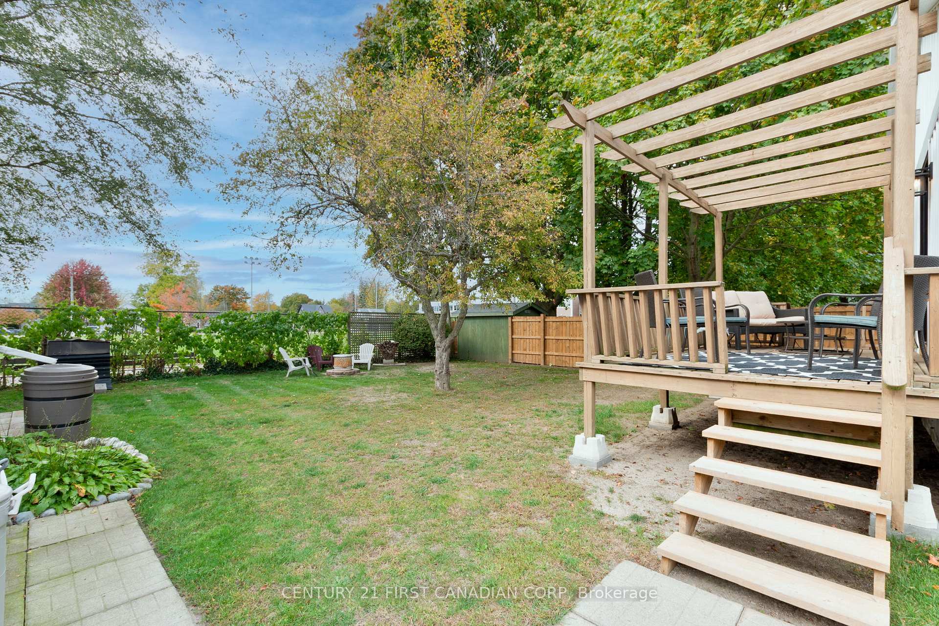 Photo 46 of 38 St. Andrew Street, Aylmer — HOMEH
